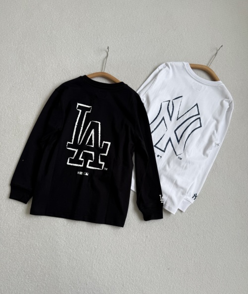 New Era MLB Los Angeles Dodgers/New York Yankees Long Sleeve T-Shirt 1 New Era MLB Los Angeles Dodgers/New York Yankees Long Sleeve T-Shirt