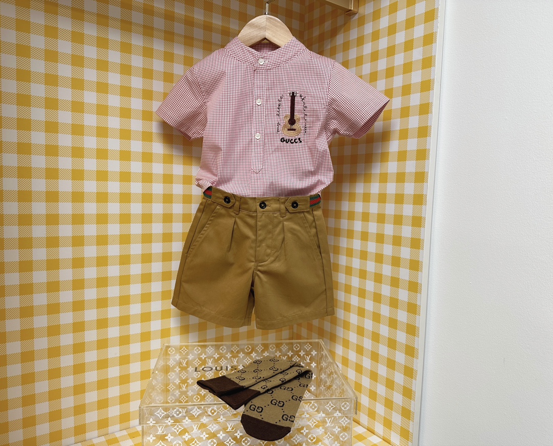 Gucci Kids Red Checkered Shirt & Shorts Set - Designer Outfit, Size 100-150 1 i1745221120 6970 2