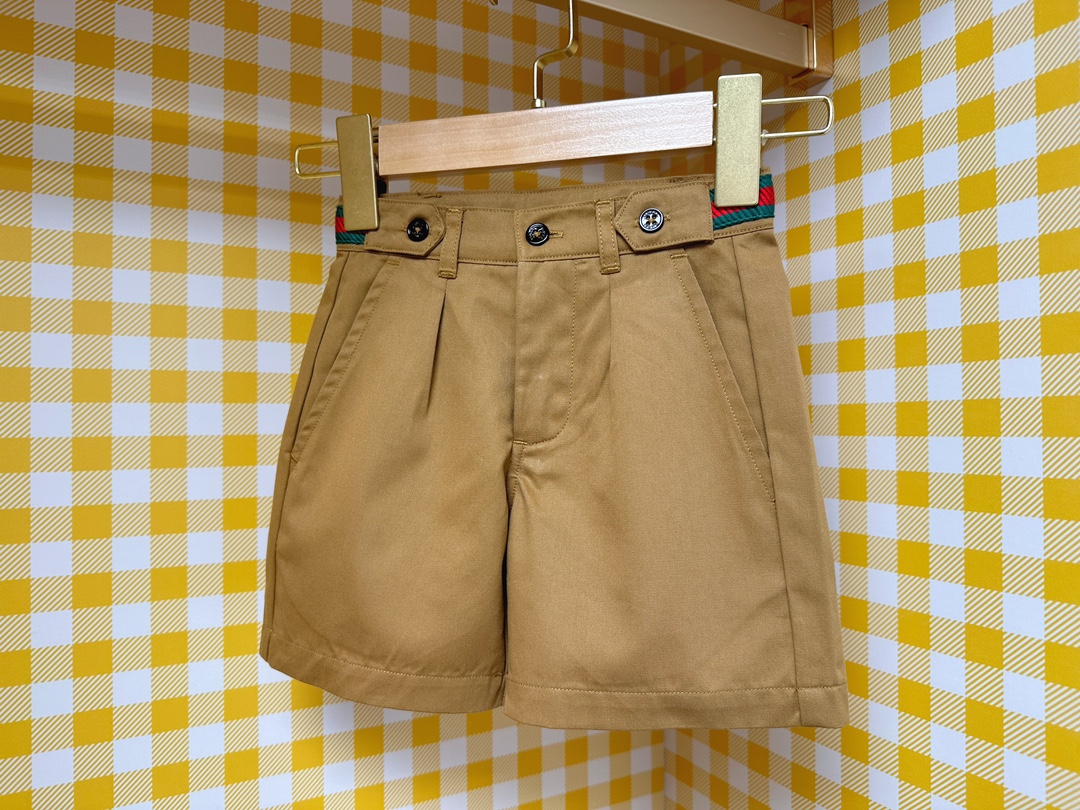 Gucci Kids Red Checkered Shirt & Shorts Set - Designer Outfit, Size 100-150 8 i1745221126 3247 0