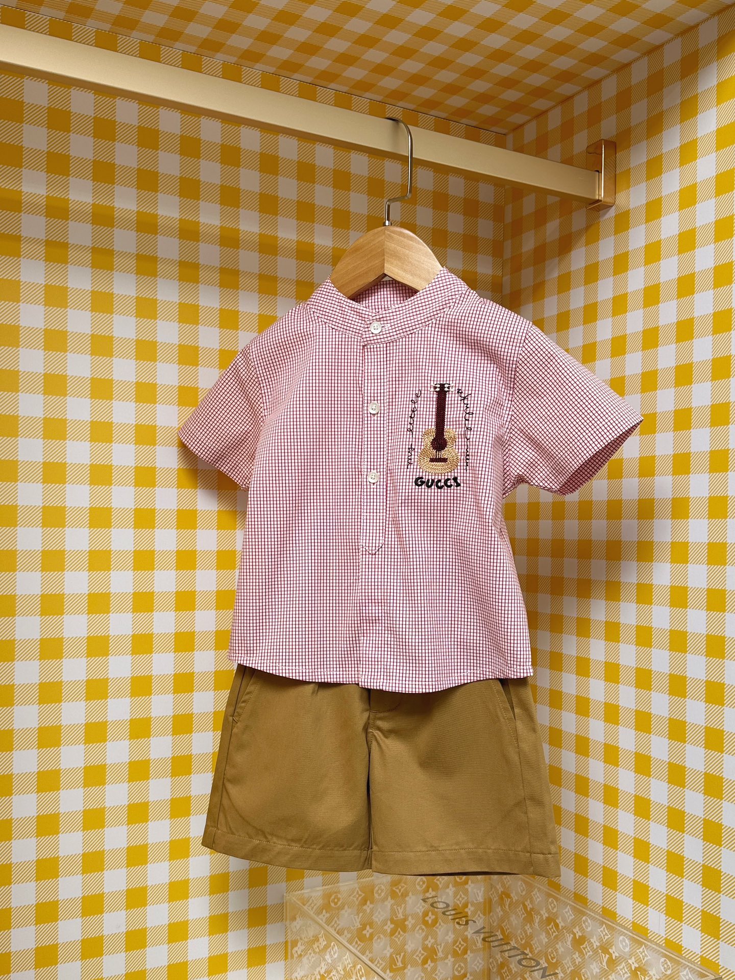 Gucci Kids Red Checkered Shirt & Shorts Set - Designer Outfit, Size 100-150 6 i1745221127 9239 0