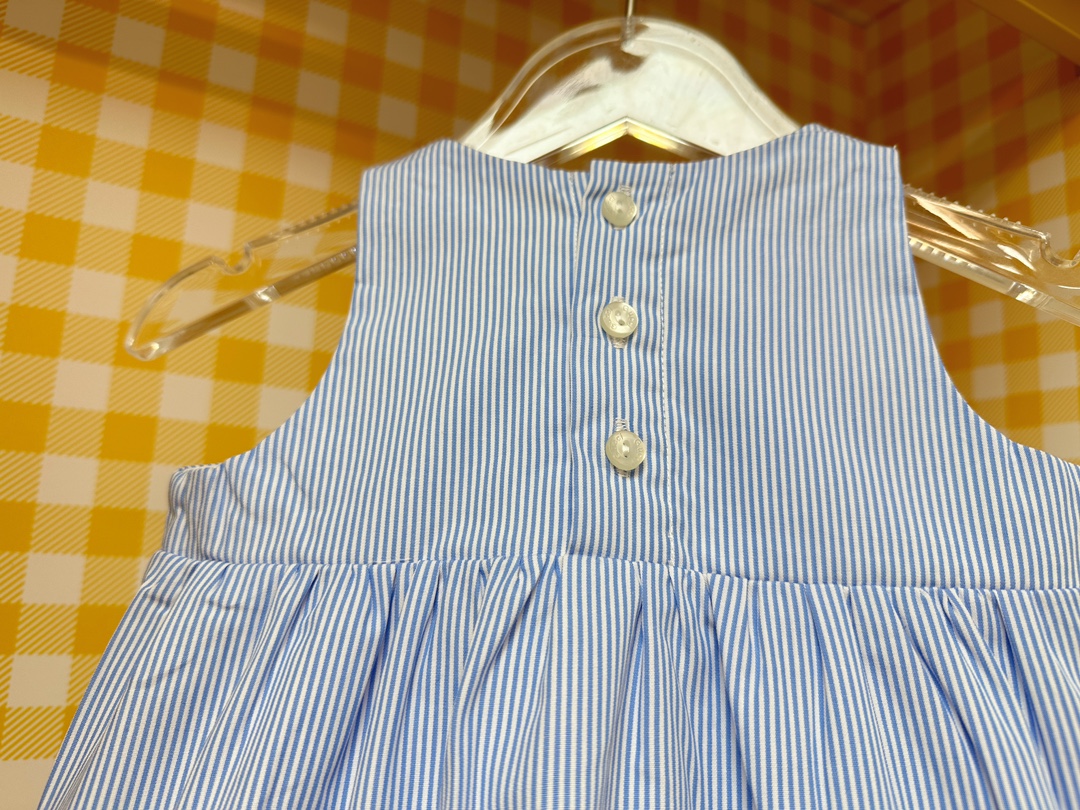 Gucci Kids Blue Striped Dress with Red Trim - Size 100-150 10 i1748741704 9598 0