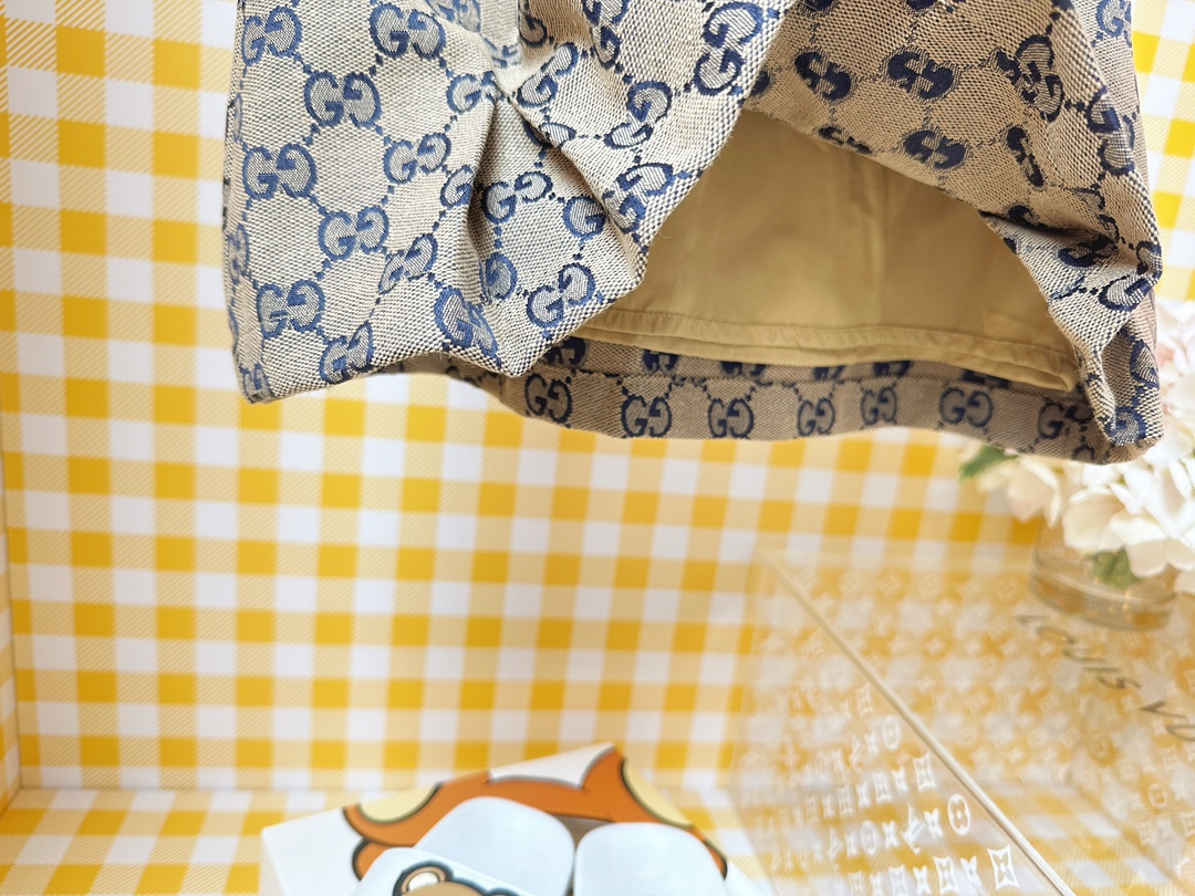 Gucci Kids Skirt - Classic GG Pattern, Sizes 100-150, Stylish Children's Wear 9 i1751438059 2421 8