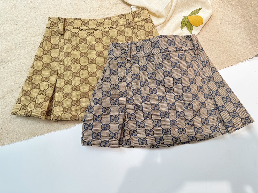Gucci Kids GG-Patterned Pleated Skirt - Designer Mini Skirt for Girls 6 i1751438273 778 5