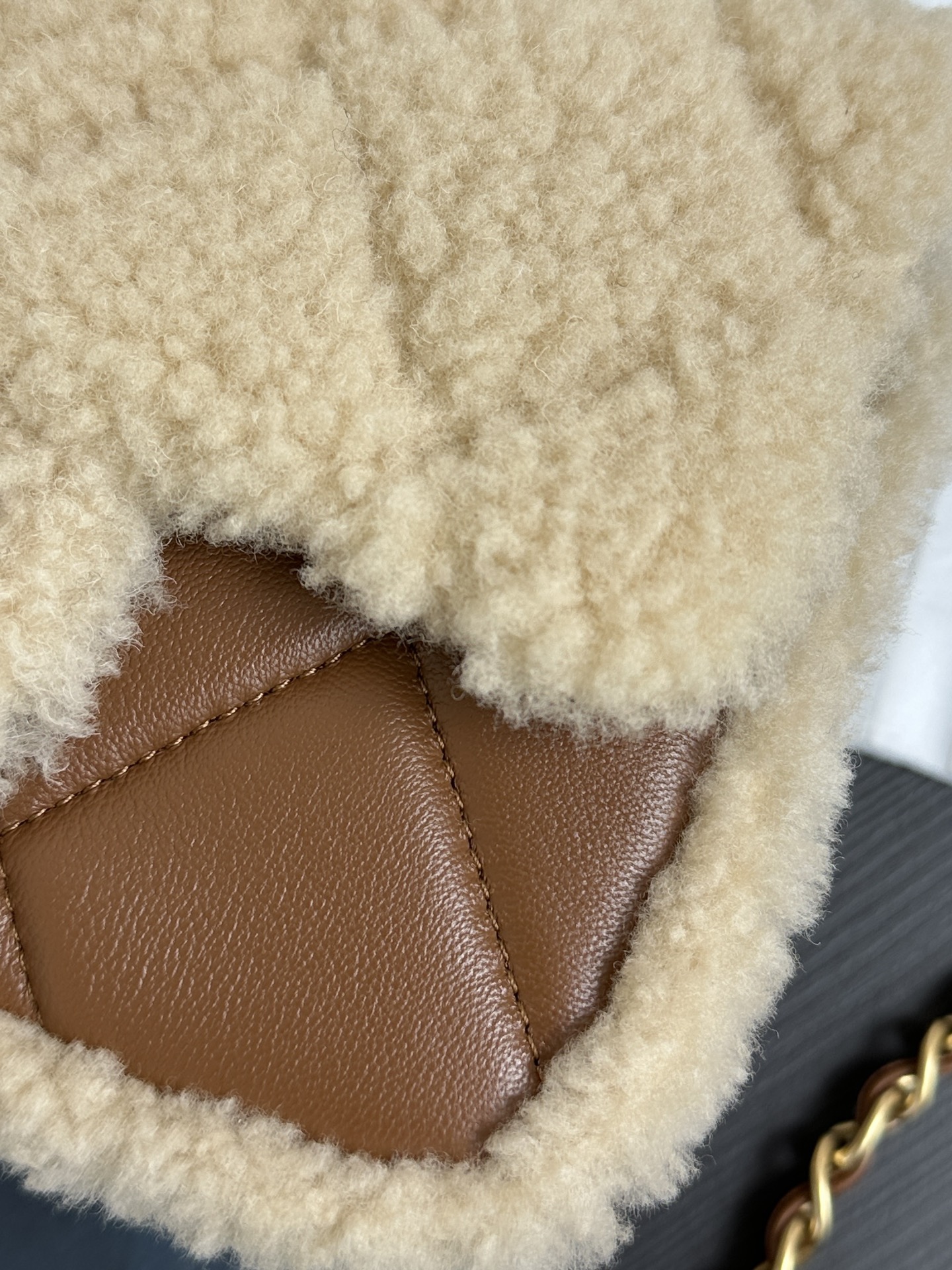 Brunello Cucinelli Classic Handcrafted Luxury Leather Shoulder Bag 3