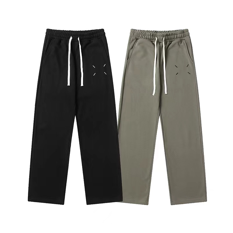 Magella’s 2024 Autumn Winter Weaving Gok’s Little Fur Pants in Black Grey. - 图片 1