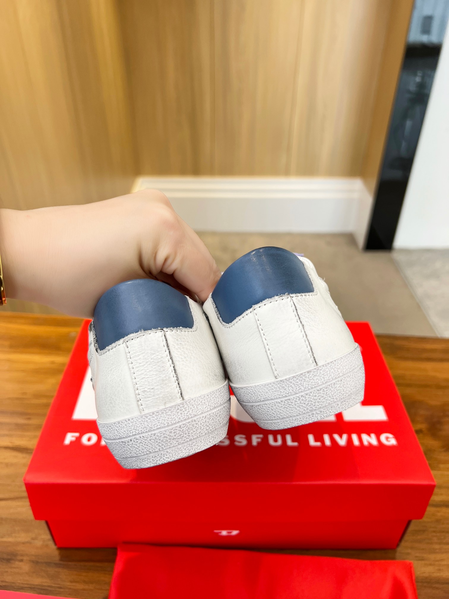 “New P650 2023 Recreational Shoes: Simple Design, 3D Embroidery, Comfortable Fit” - 图片 9