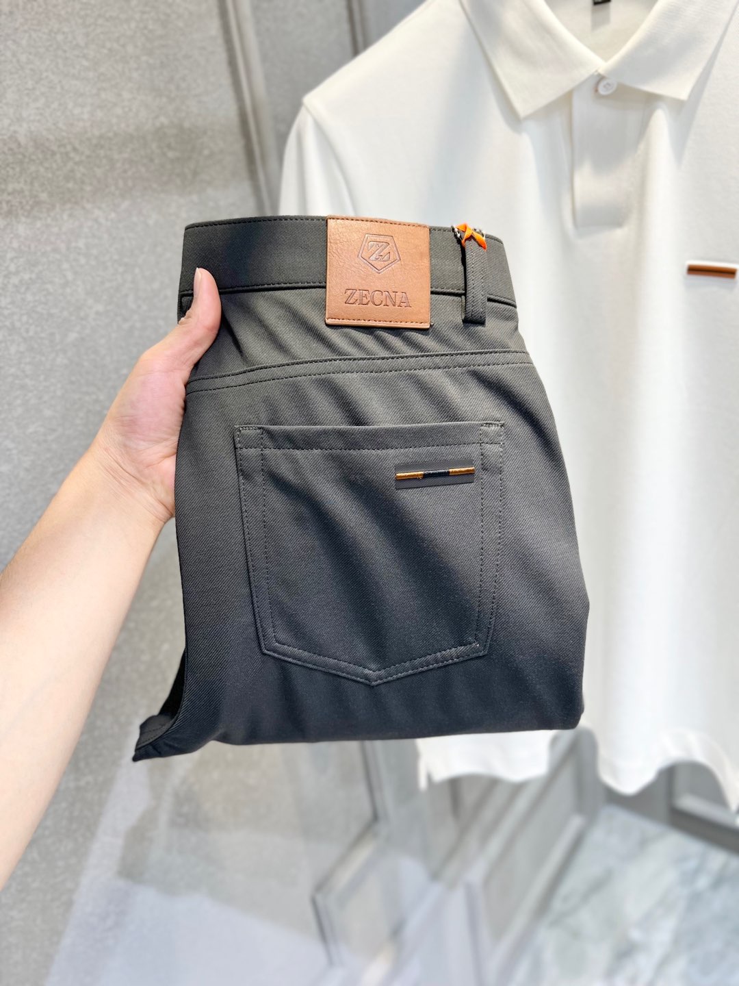 NO:115823,New spring and summer style #four-sided elastic fabric olive green Size: -,,alexander wang19860909春夏新款 #四面弹面料 橄榄绿 码数: -,,alexander wang,Men's clothing