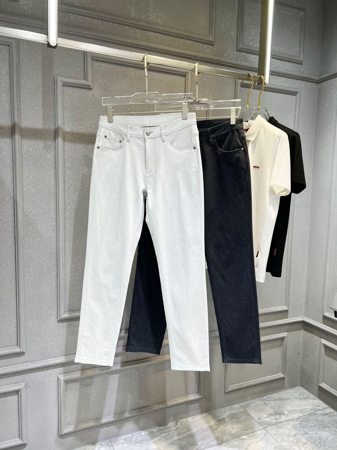 NO:115830,New spring and summer style #icy linen fabric black hemp grey Size: -,,alexander wang19860909春夏新款 #冰爽亚麻面料 黑色 麻灰色 码数: -,,alexander wang,Men's clothing