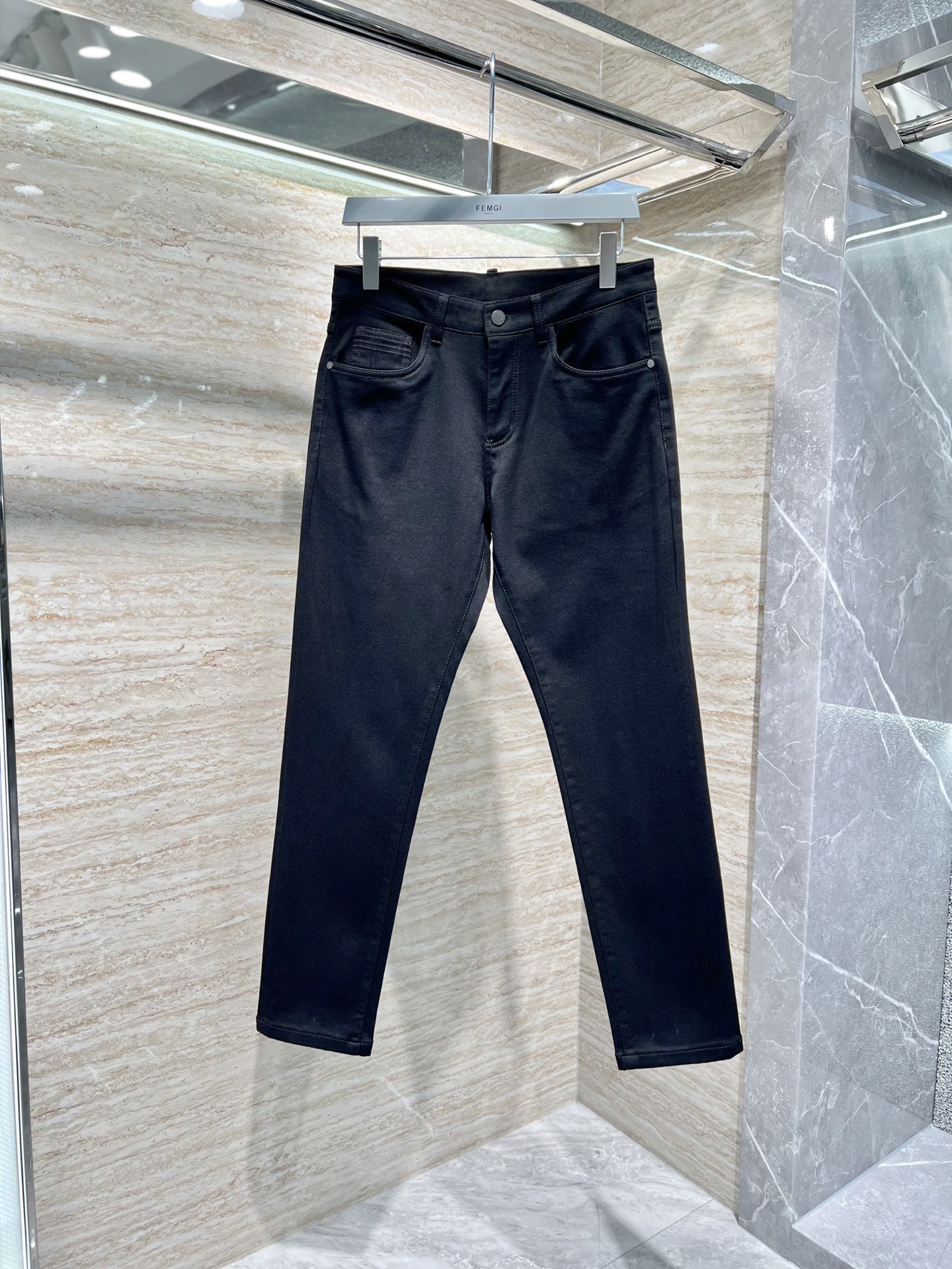 ！ —— FEMGL ——𝟐𝟎𝟐𝟓秋冬上新高订轻奢牛仔 现货供应 特殊成份莱赛尔面料 锁色黑牛 免烫抗皱