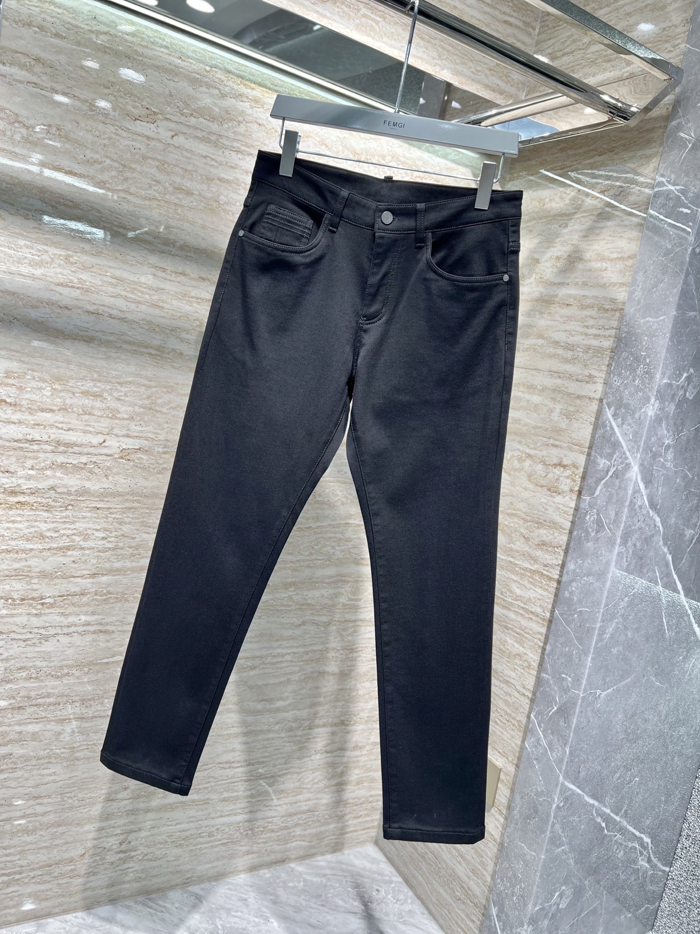 ！ —— FEMGL ——𝟐𝟎𝟐𝟓秋冬上新高订轻奢牛仔 现货供应 特殊成份莱赛尔面料 锁色黑牛 免烫抗皱