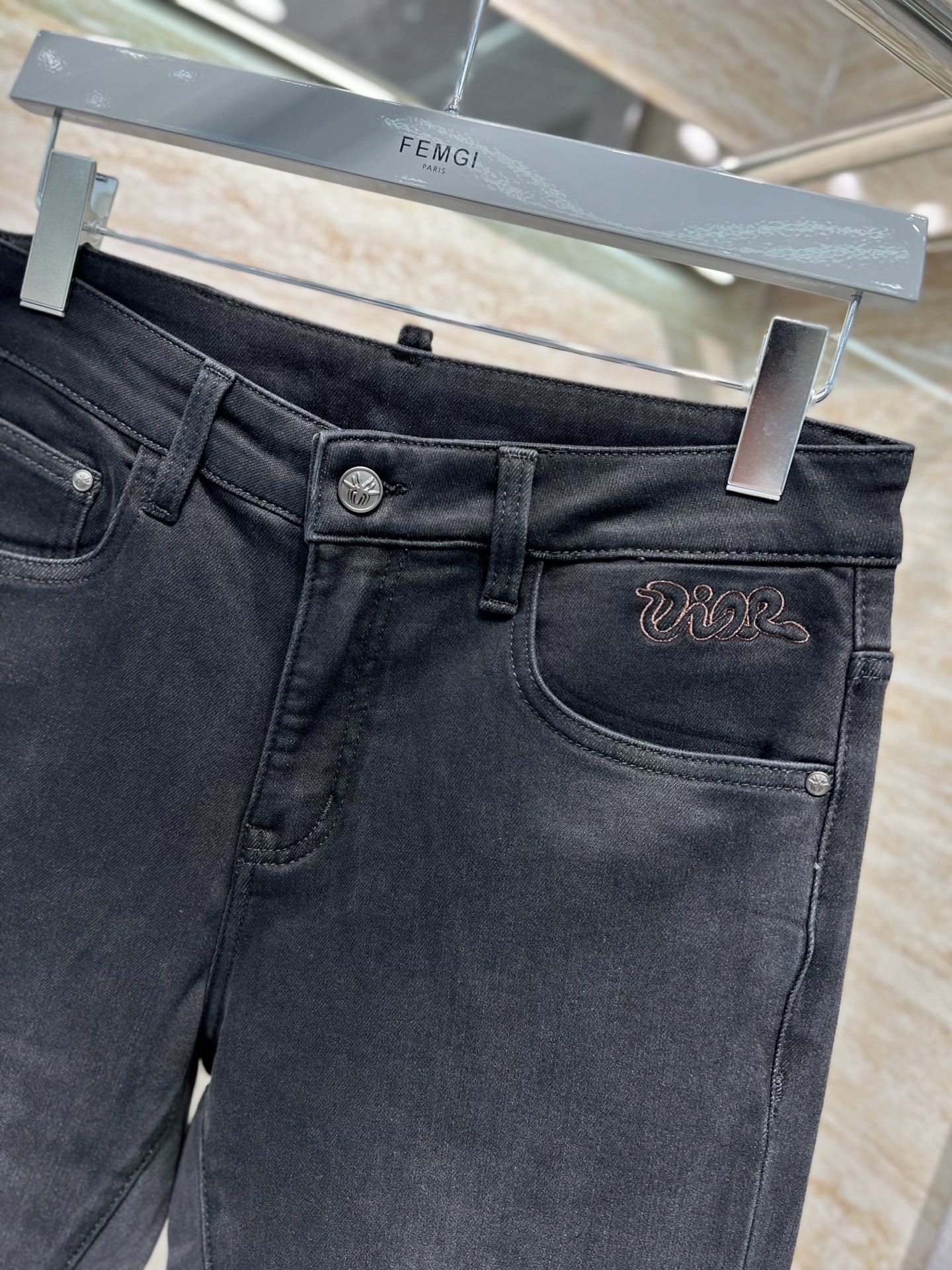 —— FEMGL ——𝟐𝟎𝟐𝟓秋冬上新高订轻奢牛仔 现货供应 特殊成份莱赛尔面料 加厚底抓绒𝟏𝟓𝟖𝟐# 