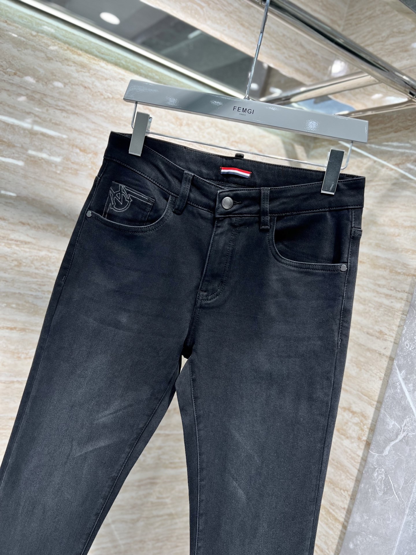 —— FEMGL ——𝟐𝟎𝟐𝟓秋冬上新高订轻奢牛仔 现货供应 灰牛 特殊成份莱赛尔面料 加厚底抓绒𝟏𝟓𝟖