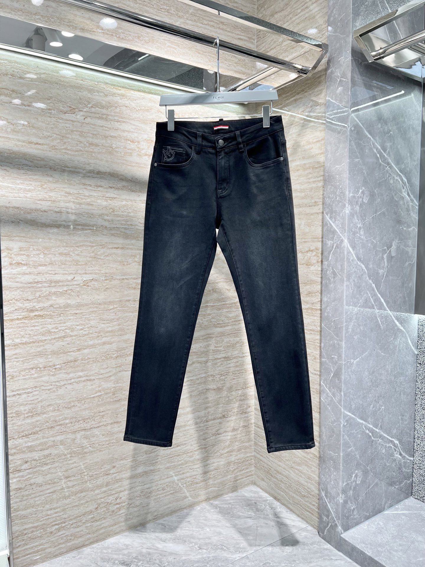 —— FEMGL ——𝟐𝟎𝟐𝟓秋冬上新高订轻奢牛仔 现货供应 灰牛 特殊成份莱赛尔面料 加厚底抓绒𝟏𝟓𝟖