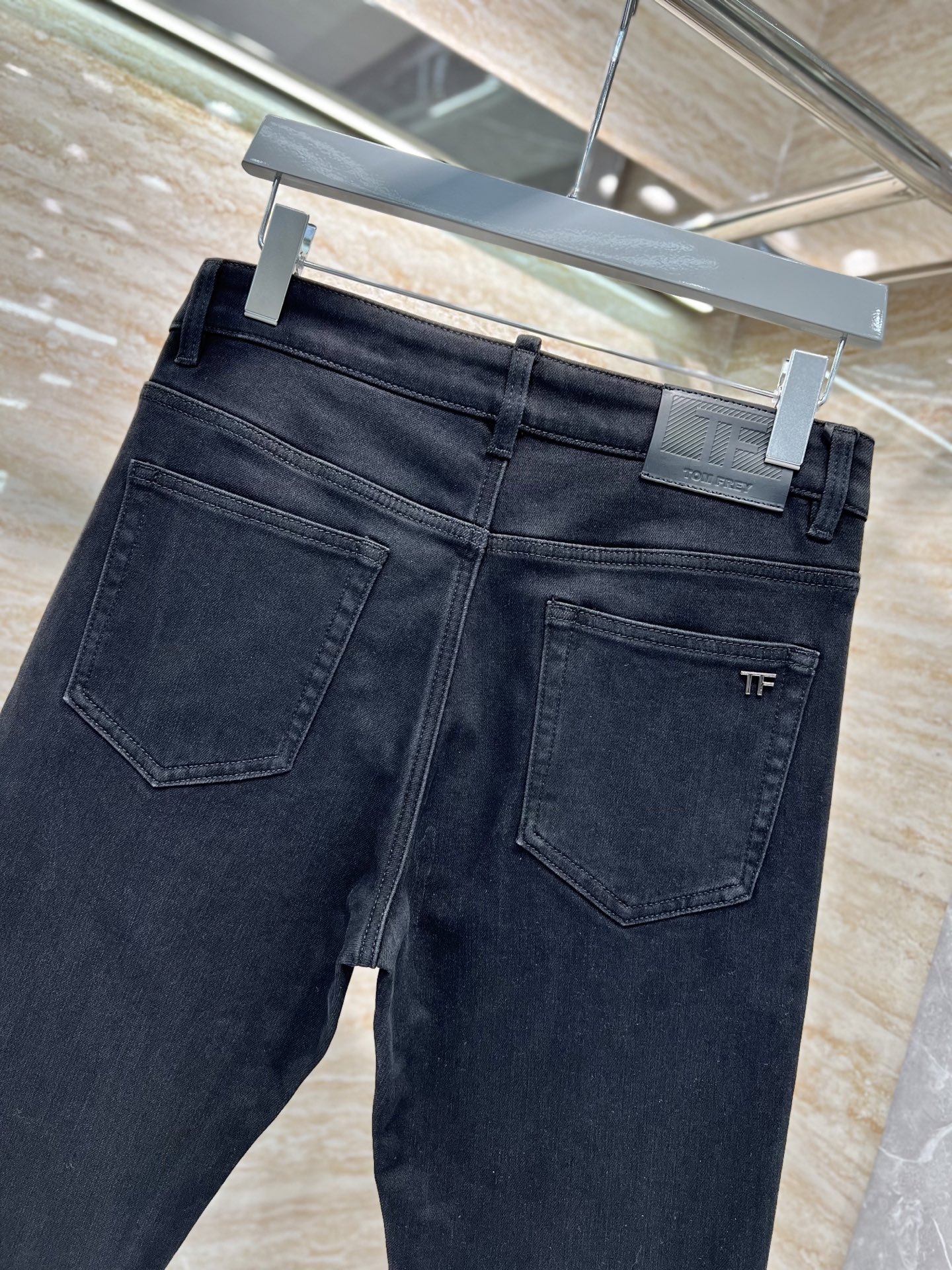 —— FEMGL ——𝟐𝟎𝟐𝟓秋冬上新高订轻奢牛仔 现货供应 特殊成份莱赛尔面料 加厚底抓绒𝟏𝟓𝟕𝟔# 