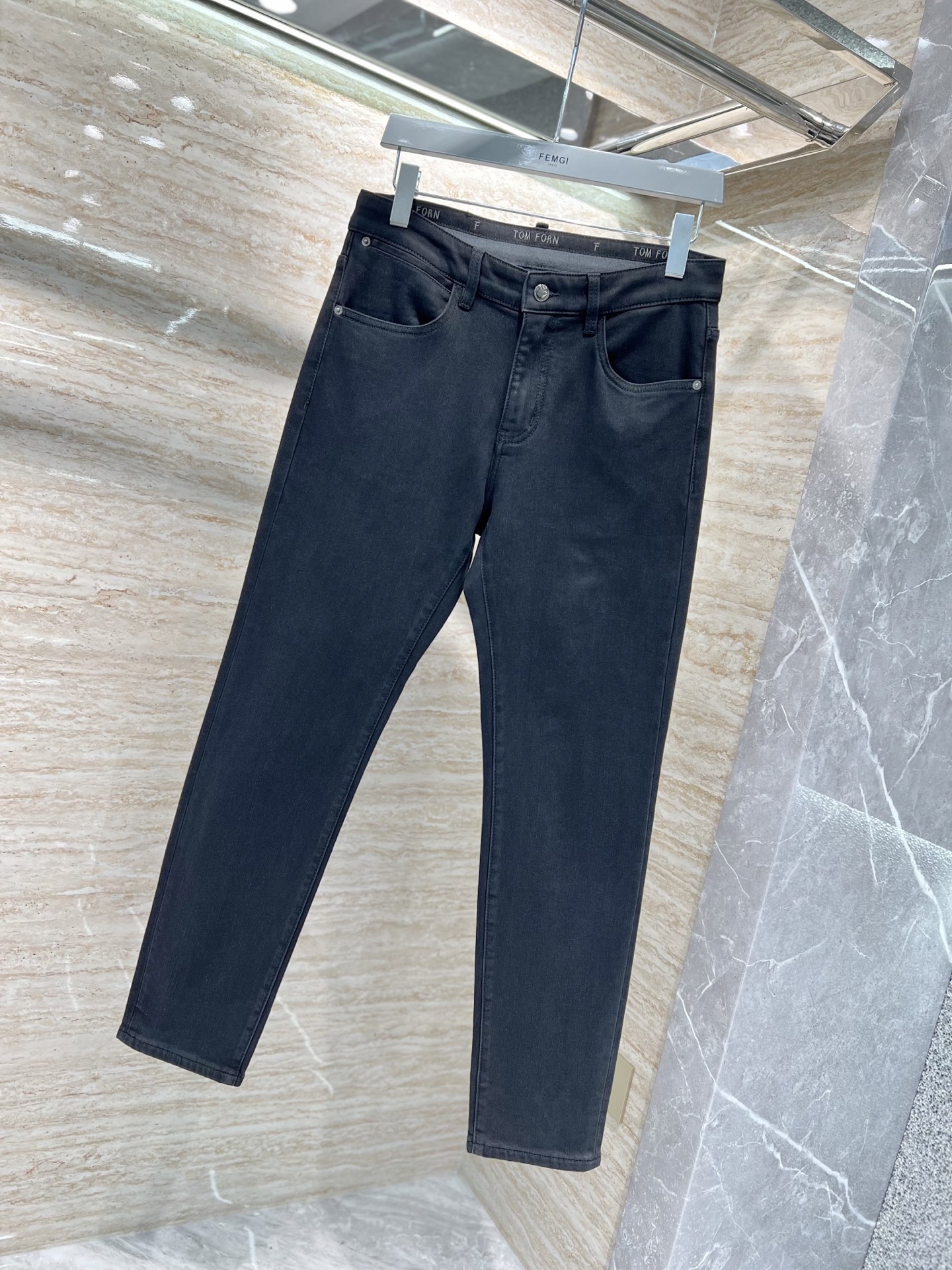 —— FEMGL ——𝟐𝟎𝟐𝟓秋冬上新高订轻奢牛仔 现货供应 特殊成份莱赛尔面料 加厚底抓绒𝟏𝟓𝟕𝟔# 