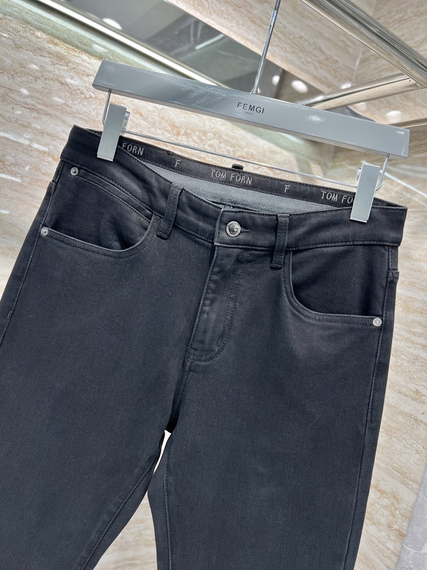 —— FEMGL ——𝟐𝟎𝟐𝟓秋冬上新高订轻奢牛仔 现货供应 特殊成份莱赛尔面料 加厚底抓绒𝟏𝟓𝟕𝟔# 