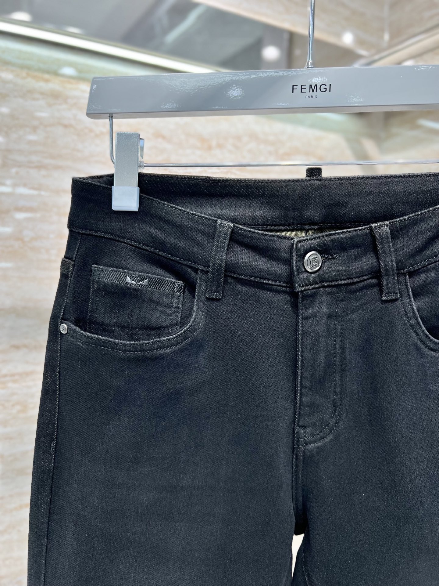 —— FEMGL ——𝟐𝟎𝟐𝟓秋冬上新高订轻奢牛仔 现货供应 特殊成份石墨烯面料 抗菌抑菌 抗紫外线 具