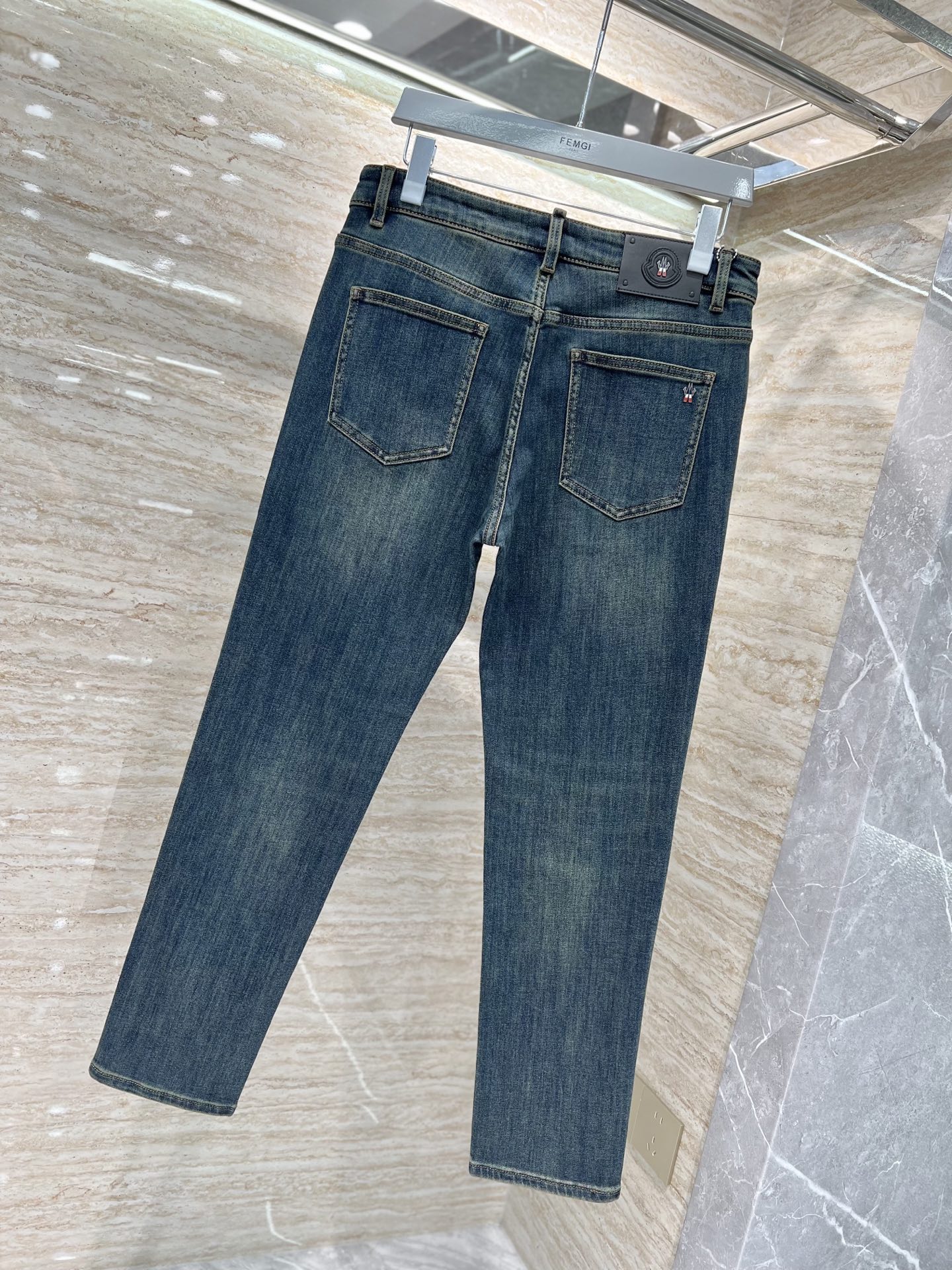—— FEMGL ——𝟐𝟎𝟐𝟓秋冬上新高订欧货牛仔 现货供应 高端锦纶精梳棉面料𝟏𝟓𝟗𝟐# 兰牛 码数: