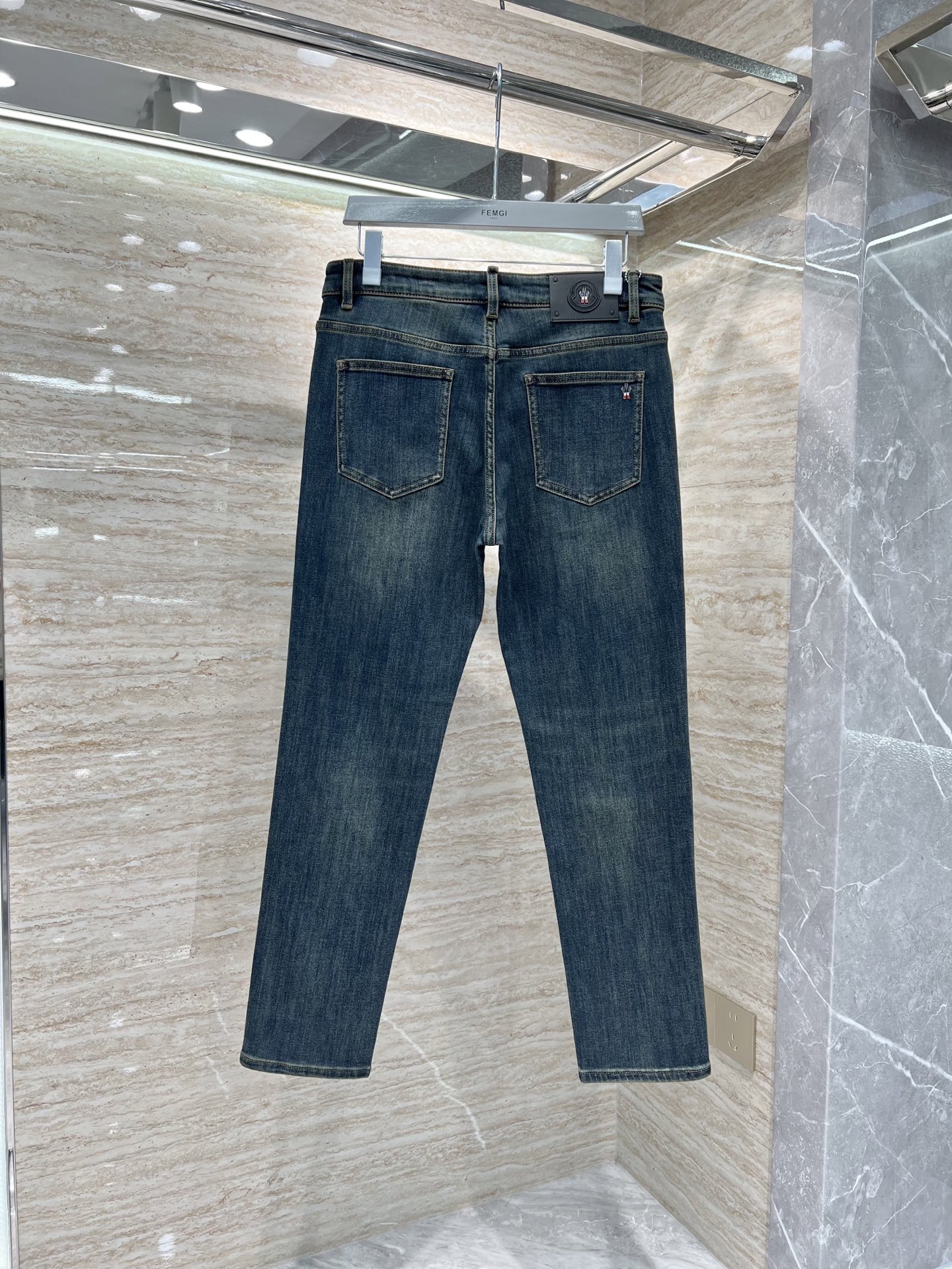 —— FEMGL ——𝟐𝟎𝟐𝟓秋冬上新高订欧货牛仔 现货供应 高端锦纶精梳棉面料𝟏𝟓𝟗𝟐# 兰牛 码数: