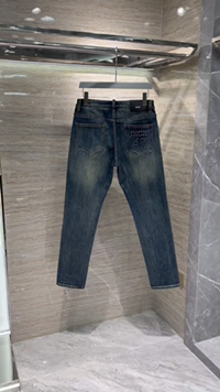 —— FEMGL ——𝟐𝟎𝟐𝟓秋冬上新高订欧货牛仔 现货供应 高端精梳棉面料 𝟏𝟓𝟖𝟕# 兰牛 码数: 