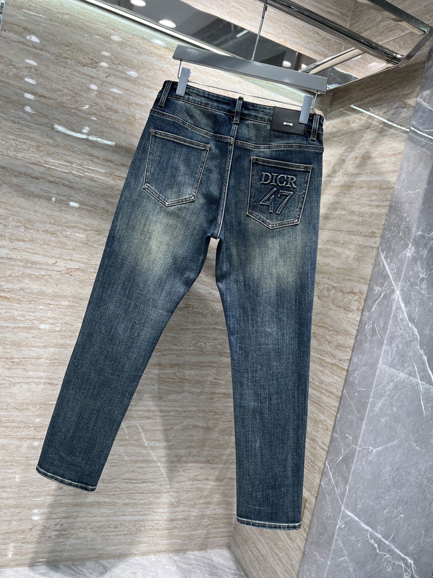 —— FEMGL ——𝟐𝟎𝟐𝟓秋冬上新高订欧货牛仔 现货供应 高端精梳棉面料 𝟏𝟓𝟖𝟕# 兰牛 码数: 