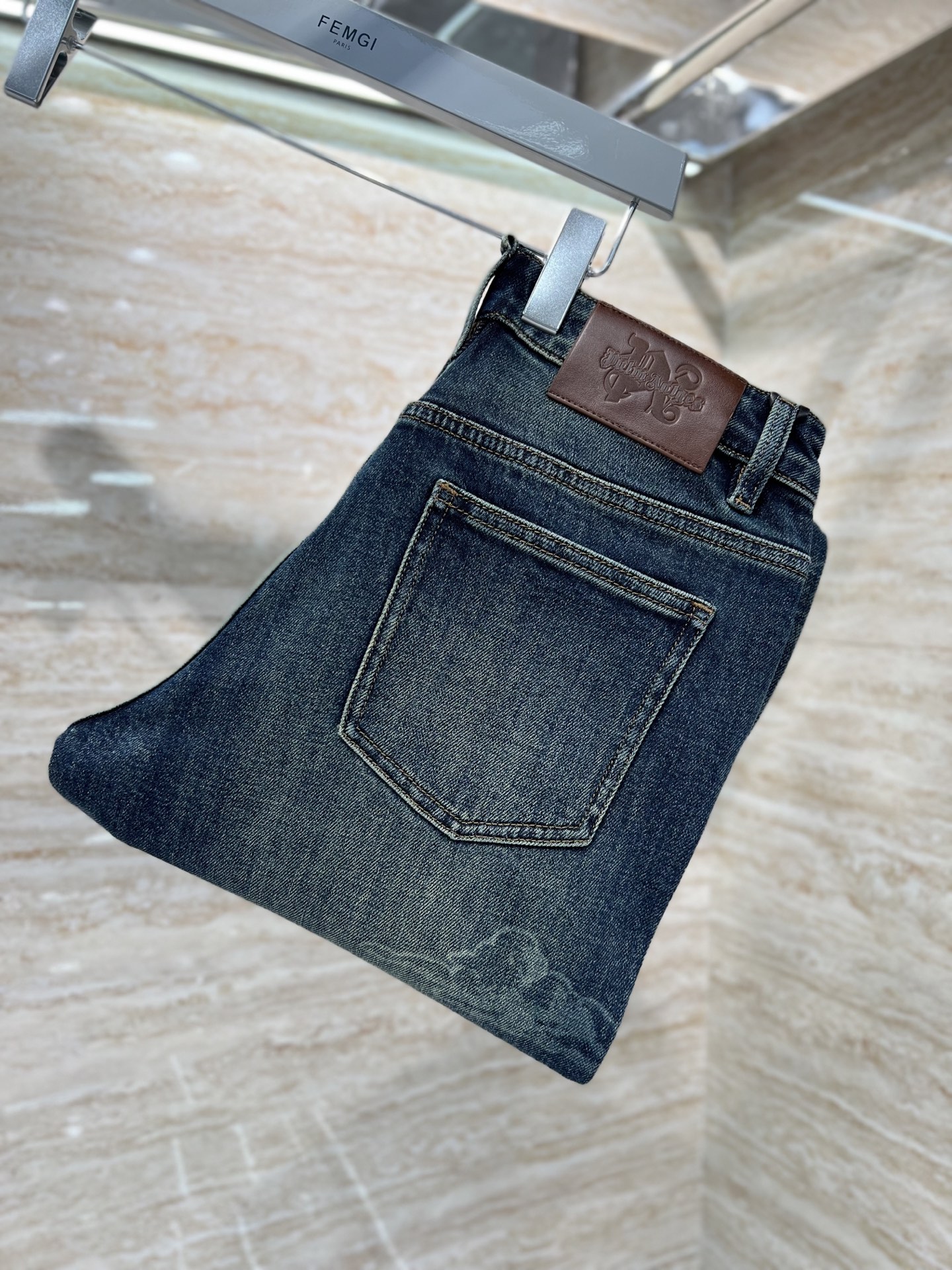 —— FEMGL ——𝟐𝟎𝟐𝟓秋冬上新高订欧货牛仔 现货供应 高端锦纶精梳棉面料𝟏𝟓𝟗𝟔# 直筒微阔兰牛