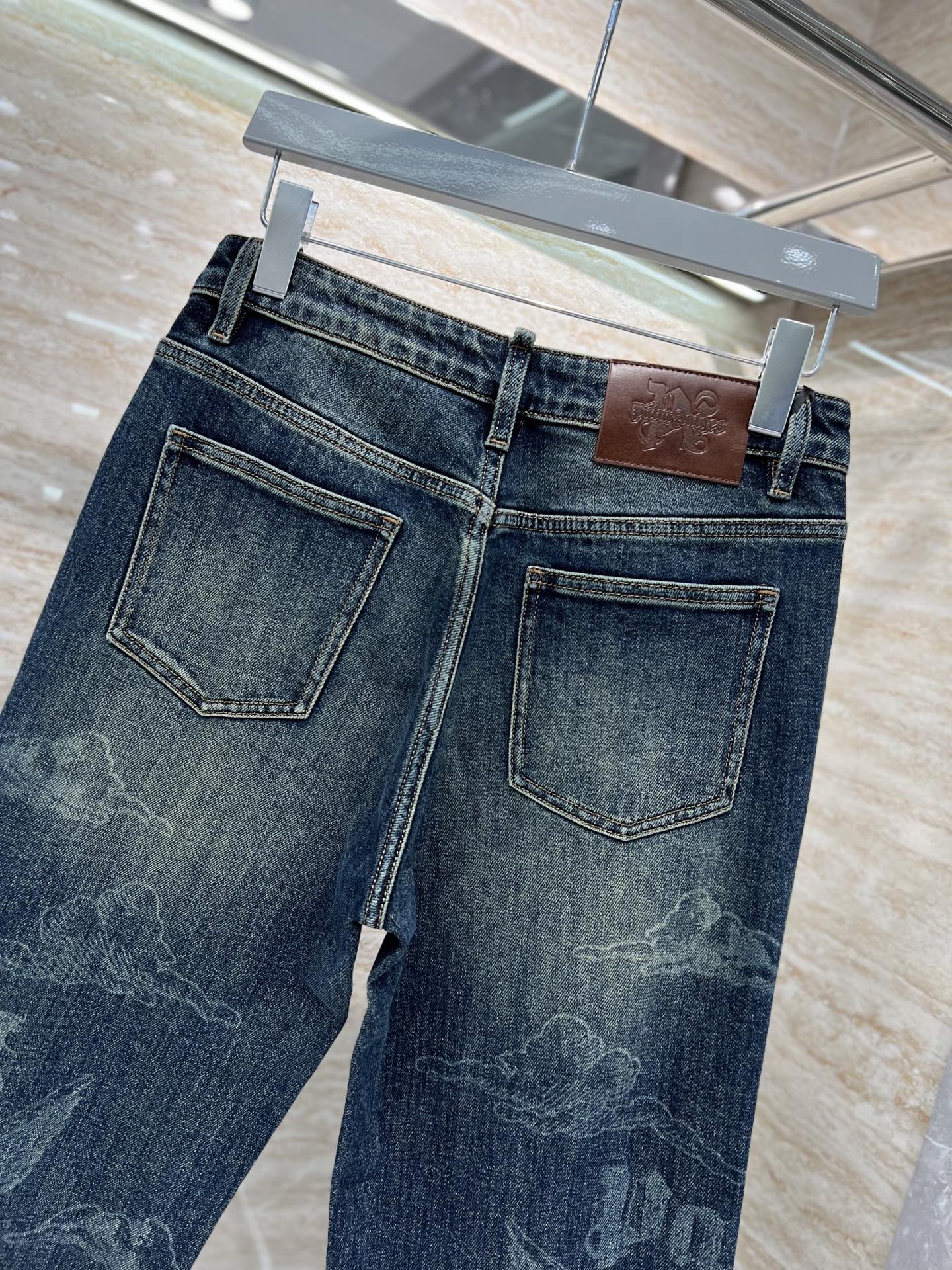 —— FEMGL ——𝟐𝟎𝟐𝟓秋冬上新高订欧货牛仔 现货供应 高端锦纶精梳棉面料𝟏𝟓𝟗𝟔# 直筒微阔兰牛