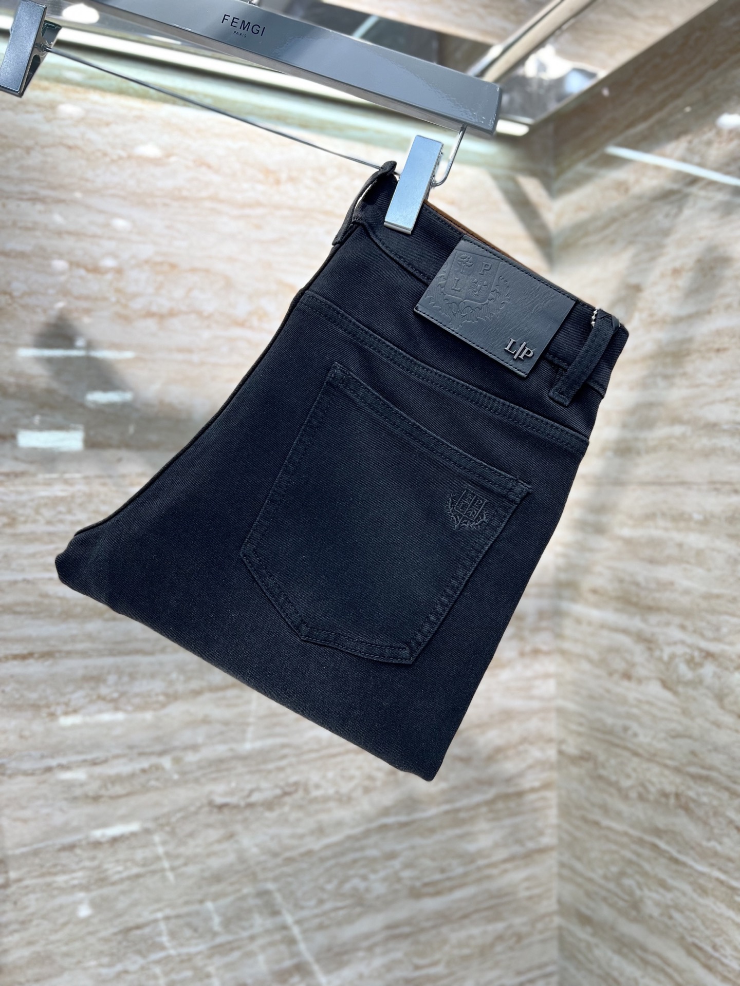 —— FEMGL ——𝟐𝟎𝟐𝟓秋冬上新高订欧货牛仔 现货供应 特殊成份再生纤维素面料 加厚底抓绒𝟏𝟔𝟎𝟏