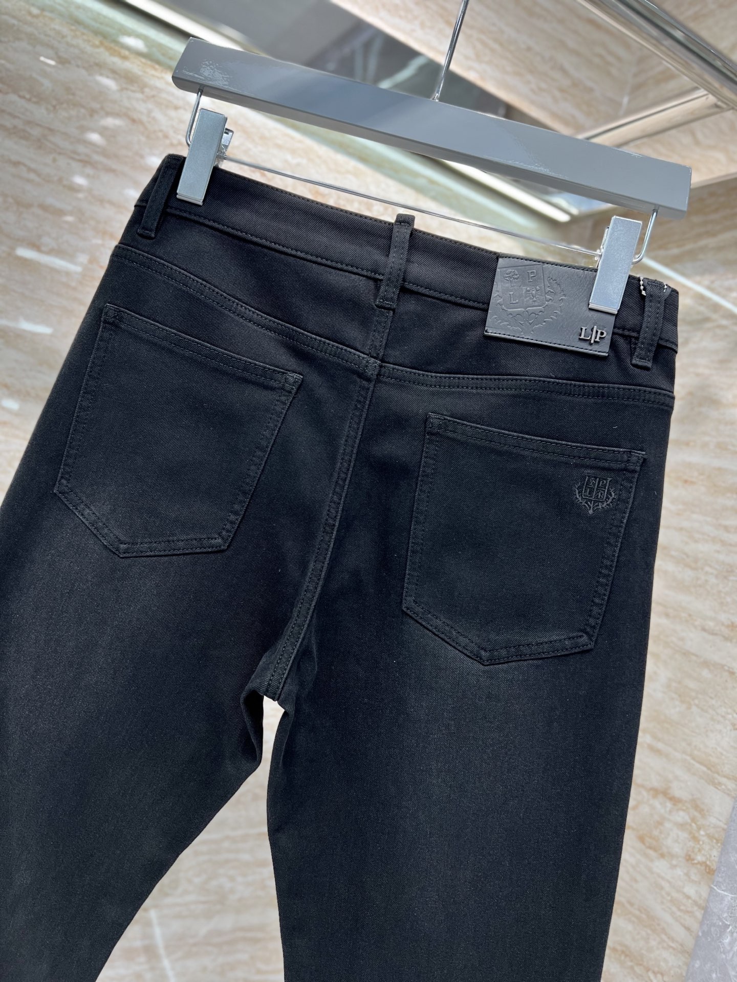 —— FEMGL ——𝟐𝟎𝟐𝟓秋冬上新高订欧货牛仔 现货供应 特殊成份再生纤维素面料 加厚底抓绒𝟏𝟔𝟎𝟏