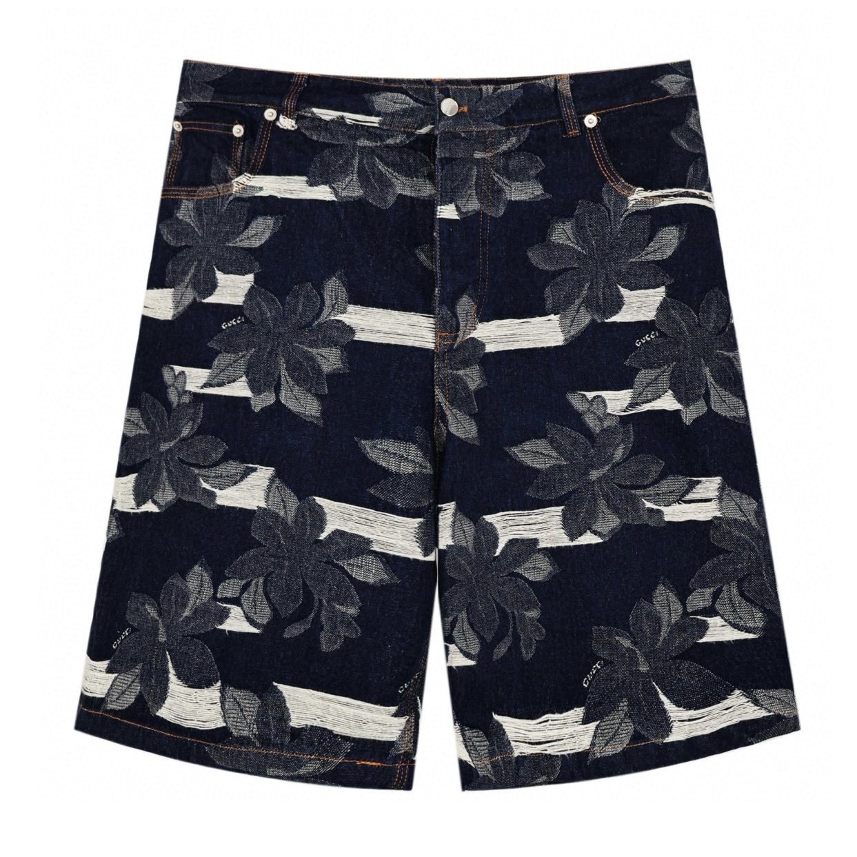 NO:161087,[Exclusive supply] Guc Leaf Jacquard Denim Shorts Originally purchased 9,600 yuan, dark blue pure cotton denim fabric. The leaf tassel pattern adopts laser flowering technology and denim treated with laser laser printing technology. Through computer image processing, the yarn and vaporized dye on the surface of the denim fabric are burnt to form a pattern effect. The laser flowering pattern is clear, and the artistic style pattern can be accurately printed on the fabric, which has a stronger three-dimensional effect. Through the laser principle, laser printing forms a dark denim background color, which has a unique visual effect. After making the garment, the denim sand washing is used to matte the fabric with sand lotion. The engraving hardware button opens to make a bright silver color, five-bag design, and is straight-tube tailored to modify the leg shape. The fabric is sturdy and durable, and it is comfortable and convenient to wear.  Size:48-50-52,,gucci,shorts,alexander wang19860909【独家供应】 Guc 树叶提花牛仔短裤 原9,600购入,深蓝色纯棉质丹宁面料.树叶流苏图案采用激光烧花工艺,采用激光镭射印花技术处理的牛仔布,通过计算机图像处理,烧灼牛仔面料表面的纱线和汽化染料,形成图案效果.激光烧花图案清晰,可以在面料上精准地印出艺术风格图案,形成的纹样风格立体效果更强.通过激光原理,激光印花形成深浅牛仔底色,具有独特的视觉效果.制作成衣后进行牛仔布的砂洗,就是用砂洗剂对织物进行磨砂处理.刻字五金纽扣开模定做亮银色,五袋式设计,采用直筒剪裁,修饰腿型,面料坚固耐用,穿着起来既舒适又方便. Size:48-50-52,,gucci,shorts,alexander wang,Men's clothing