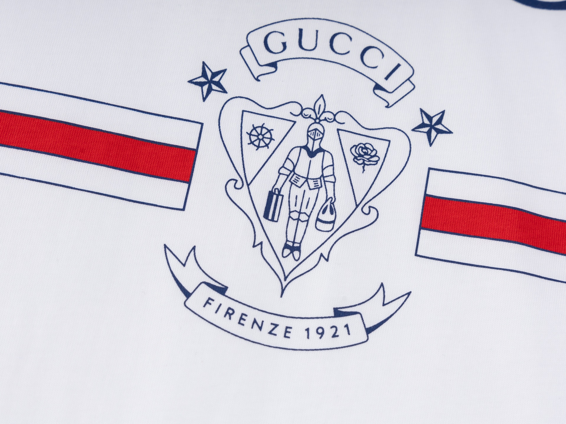 Guc 1921徽章印花短袖 面料采用24S 185g特纺紧密棉