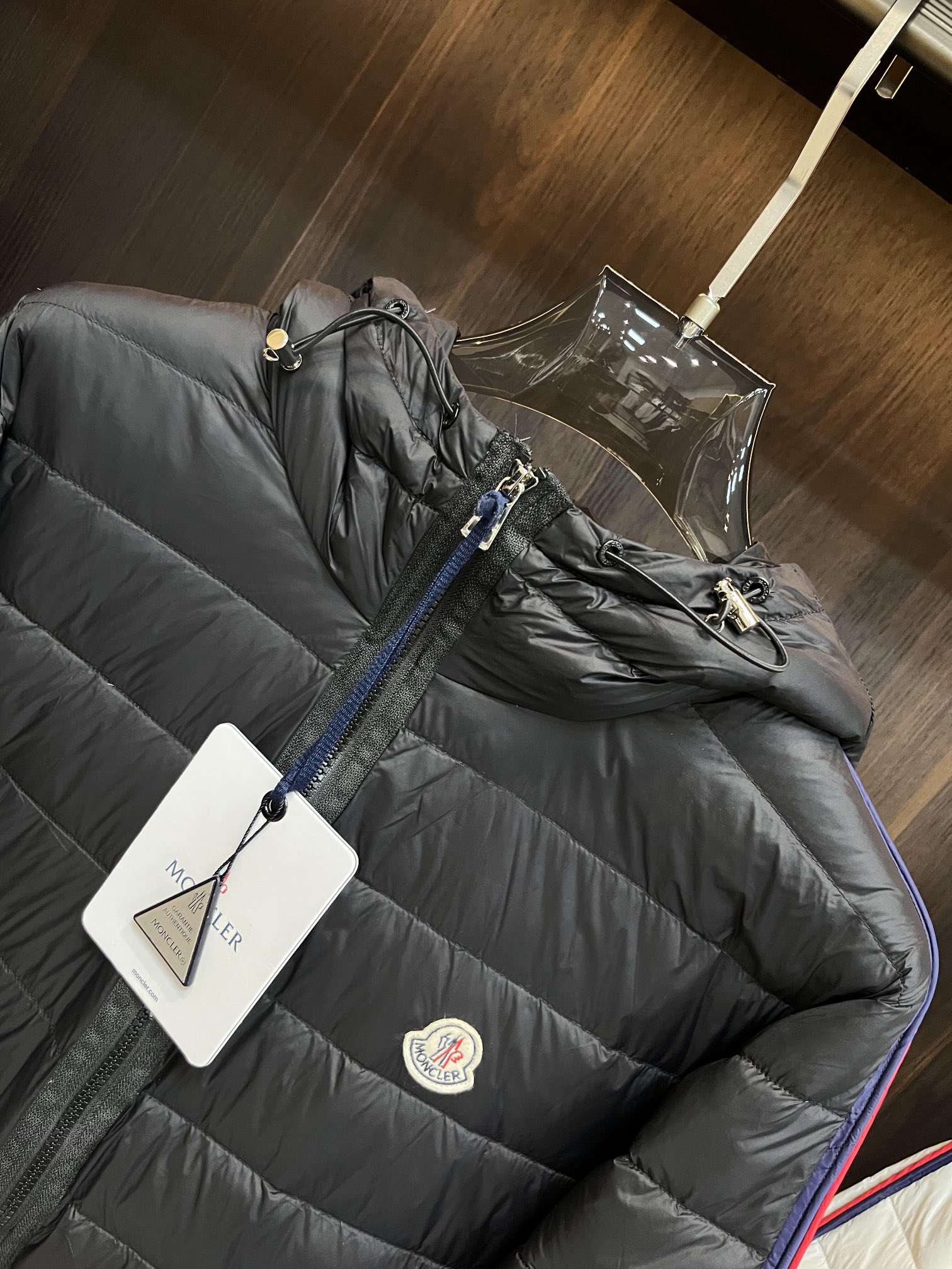 主推Moncler23s秋冬爆款羽绒蒙口连帽白色爆款羽绒服90白鸭绒大牌爆款舒适透气面料保暖舒适顶级品质