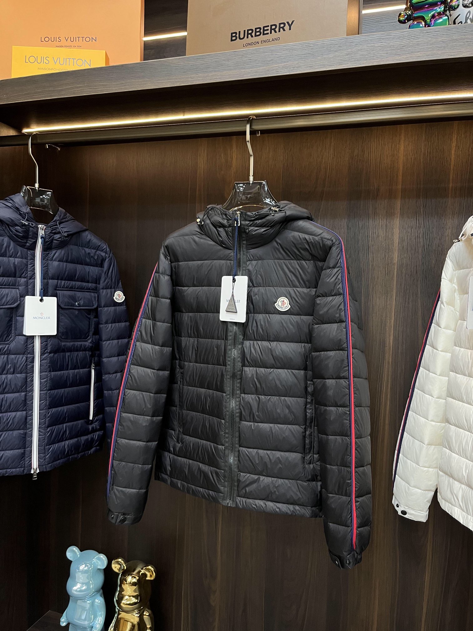 主推Moncler23s秋冬爆款羽绒蒙口连帽白色爆款羽绒服90白鸭绒大牌爆款舒适透气面料保暖舒适顶级品质