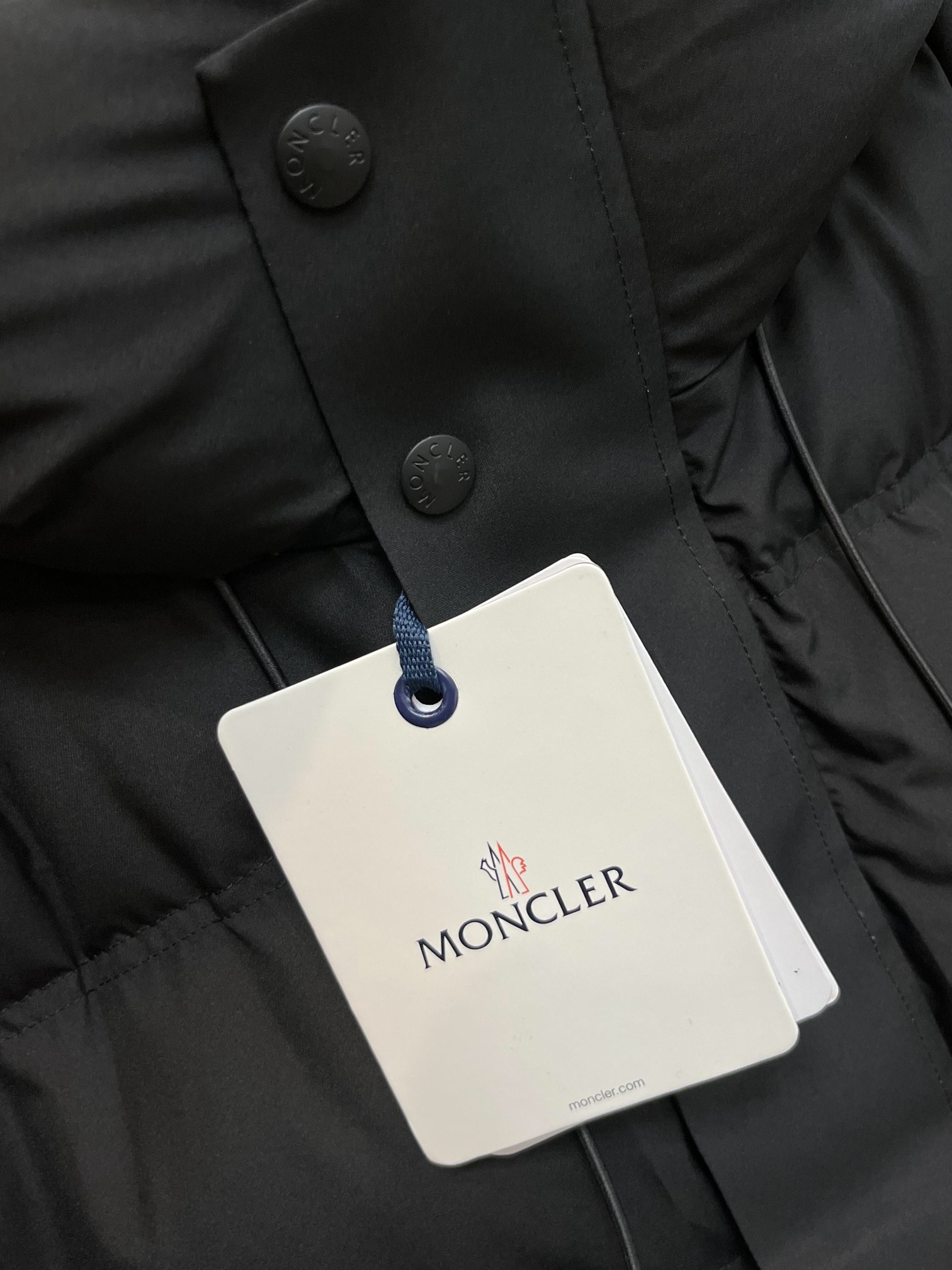 主推Moncler24s秋冬爆款羽绒️蒙口连帽爆款羽绒服精选90白鹅绒填充！面包般蓬松厚实顶级大牌爆款舒