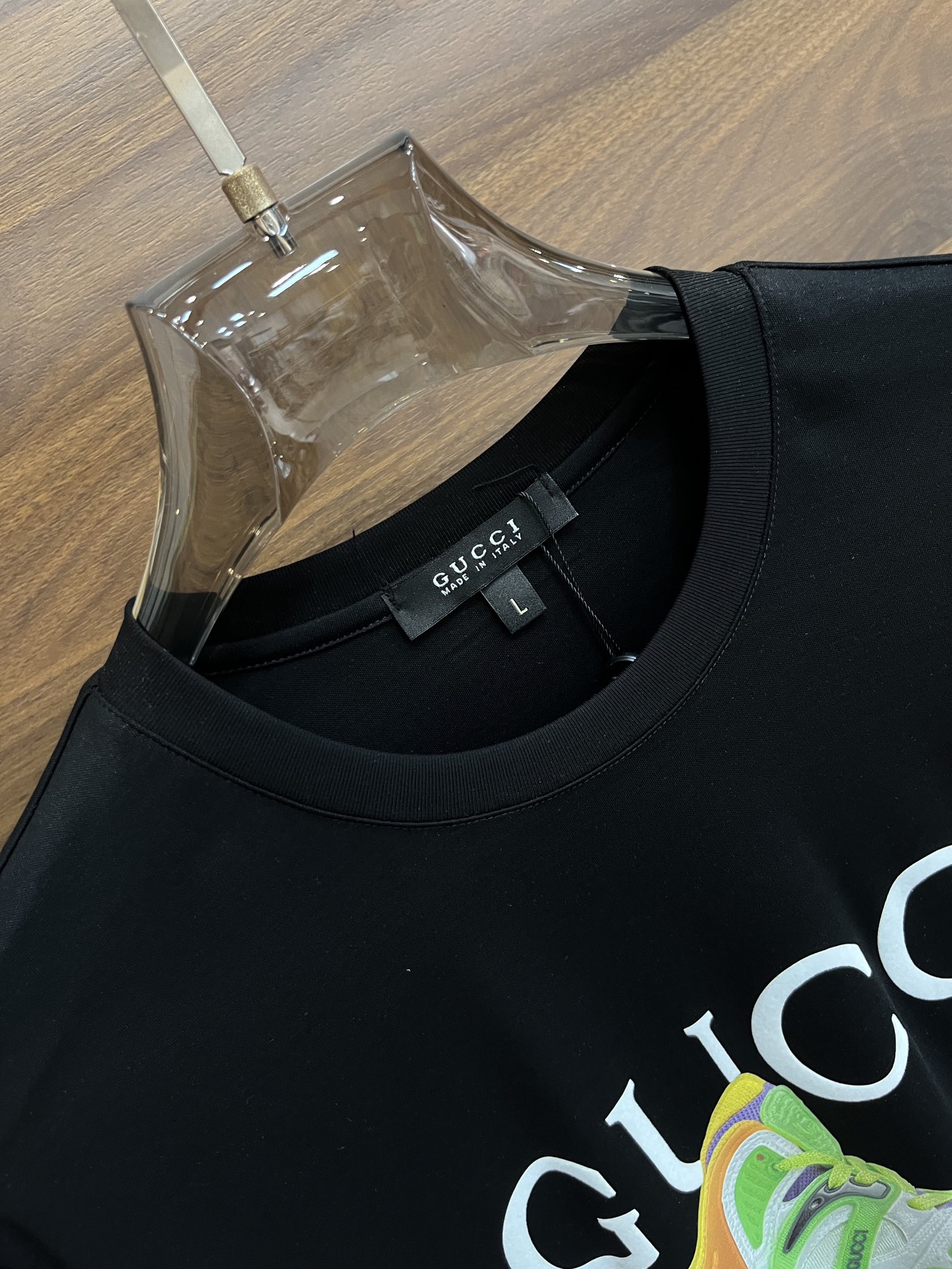主推Gucci2024ss早春新款发布️古琦圆领T恤logo印花穿上就是舒适自在又显瘦的存在慵懒而随性结