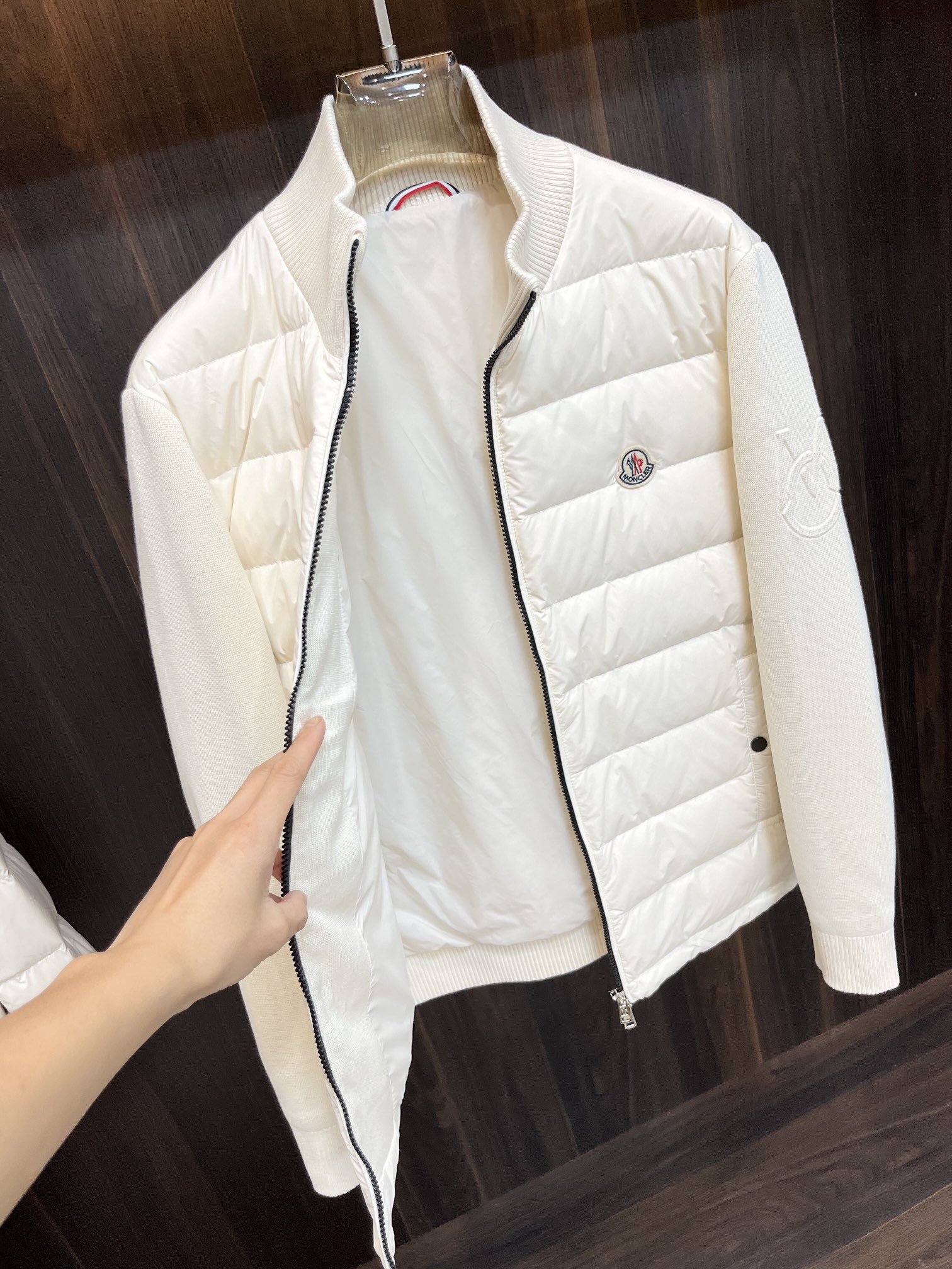 主推Moncler2024ss秋季新款发布蒙口轻奢休闲立领羽绒服外套秋冬新品羽绒外套时尚潮流休闲羽绒夹克