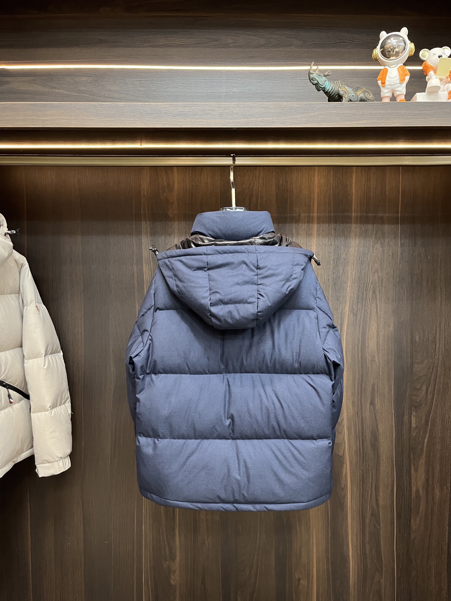 Moncler 蒙口 2025爆款羽绒🍒连帽羽绒，帽可拆，90白鸭绒填充，轻奢顶级休闲潮流外套！尺码/M