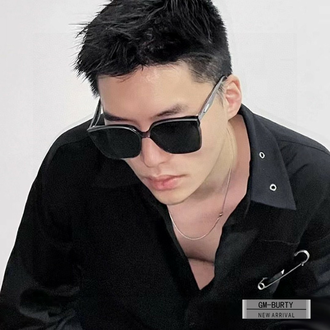 NO:268872,.【Korean V-brand-G M】 .【Polaroid resin lens】 .【TR frame lightweight and comfortable to wear】 .【size65-18-151,】 .【The same gentlemonster series on the official website of GM, perfect replica one-to-one production, the details are exactly the same as the original, the temple logo is all original, not the ordinary version printed [grin], the material is T R90 ultra-light memory material, Polaroid high-definition lens, fashionable is an indispensable one!  ModelGM-BURTY♀】Glasses sunglasses sunglasses, glasses, burberry19860909.【韩国V牌-G M】 .【宝丽来树脂镜片】 .【TR镜架轻便佩戴舒适】 .【size65-18-151,】 .【GM官网同款gentlemonster系列,完美复刻一比一制造,细节都跟原版一模一样,镜腿logo都是原版的哦,不是普通版本印字的[呲牙],材质T R90超轻记忆料,宝丽来高清镜片 ,时尚的是不可缺少的一款！ModelGM-BURTY♀】眼镜墨镜太阳镜,眼镜,burberry,glasses