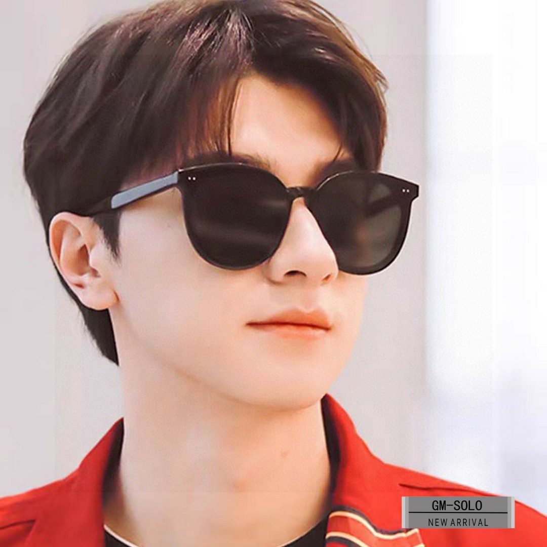 NO:268881,.【Korean V-brand-G M】.【Polaroid resin high-definition lens】.【TR frame lightweight and comfortable to wear】.【size60-18-151,】.【The same gentlemonster series on the official website of GM, perfect replica one-to-one production, the details are exactly the same as the original, the temple logo is all original, not the ordinary version printed [grin], the material T R90 ultra-light memory material, Polaroid HD lenses, fashionable is an indispensable one!  ModelGM-SOLO♀】Glasses sunglasses sunglasses, glasses19860909.【韩国V牌-G M】 .【宝丽来树脂高清镜片】 .【TR镜架轻便佩戴舒适】 .【size60-18-151,】 .【GM官网同款gentlemonster系列,完美复刻一比一制造,细节都跟原版一模一样,镜腿logo都是原版的哦,不是普通版本印字的[呲牙],材质T R90超轻记忆料,宝丽来高清镜片 ,时尚的是不可缺少的一款！ModelGM-SOLO♀】眼镜墨镜太阳镜,眼镜,glasses