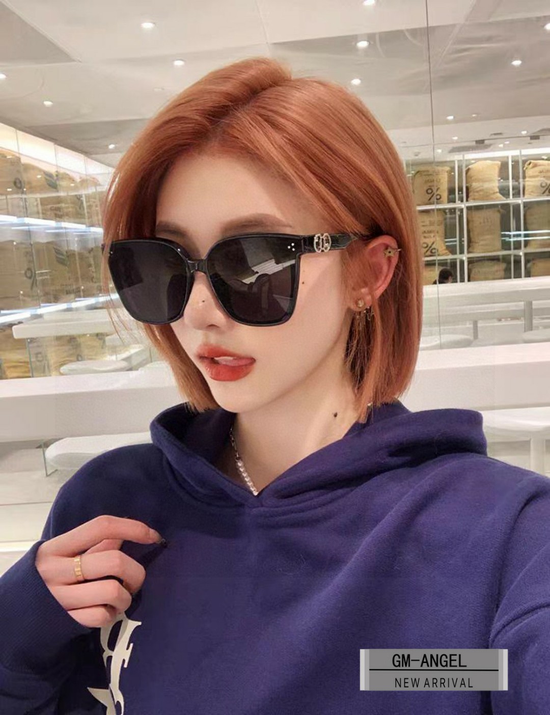 NO:268884,.【Korean V-brand-G M】.【Polaroid resin high-definition lens】.【TR frame lightweight and comfortable to wear】.【size65-18-151,】.【The same gentlemonster series on the GM official website, perfect replica one-to-one manufacturing, the details are exactly the same as the original, the temple logo is all original, not the ordinary version printed [girl], the material is T R90 ultra-light memory material, Polaroid HD lenses, fashionable is an indispensable one!  ModelGM-ANGEL♀】Glasses sunglasses sunglasses, glasses19860909.【韩国V牌-G M】 .【宝丽来树脂高清镜片】 .【TR镜架轻便佩戴舒适】 .【size65-18-151,】 .【GM官网同款gentlemonster系列,完美复刻一比一制造,细节都跟原版一模一样,镜腿logo都是原版的哦,不是普通版本印字的[呲牙],材质T R90超轻记忆料,宝丽来高清镜片 ,时尚的是不可缺少的一款！ModelGM-ANGEL♀】眼镜墨镜太阳镜,眼镜,glasses