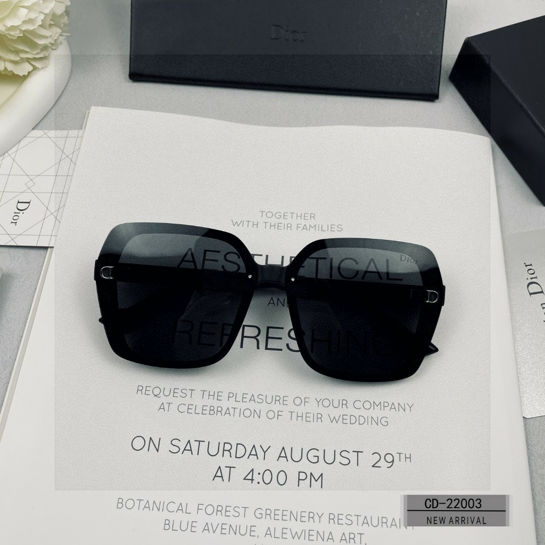    👓.【法国迪奥-DIOR】
         🕶️.【宝丽来树脂偏光镜片】
         ⭐️