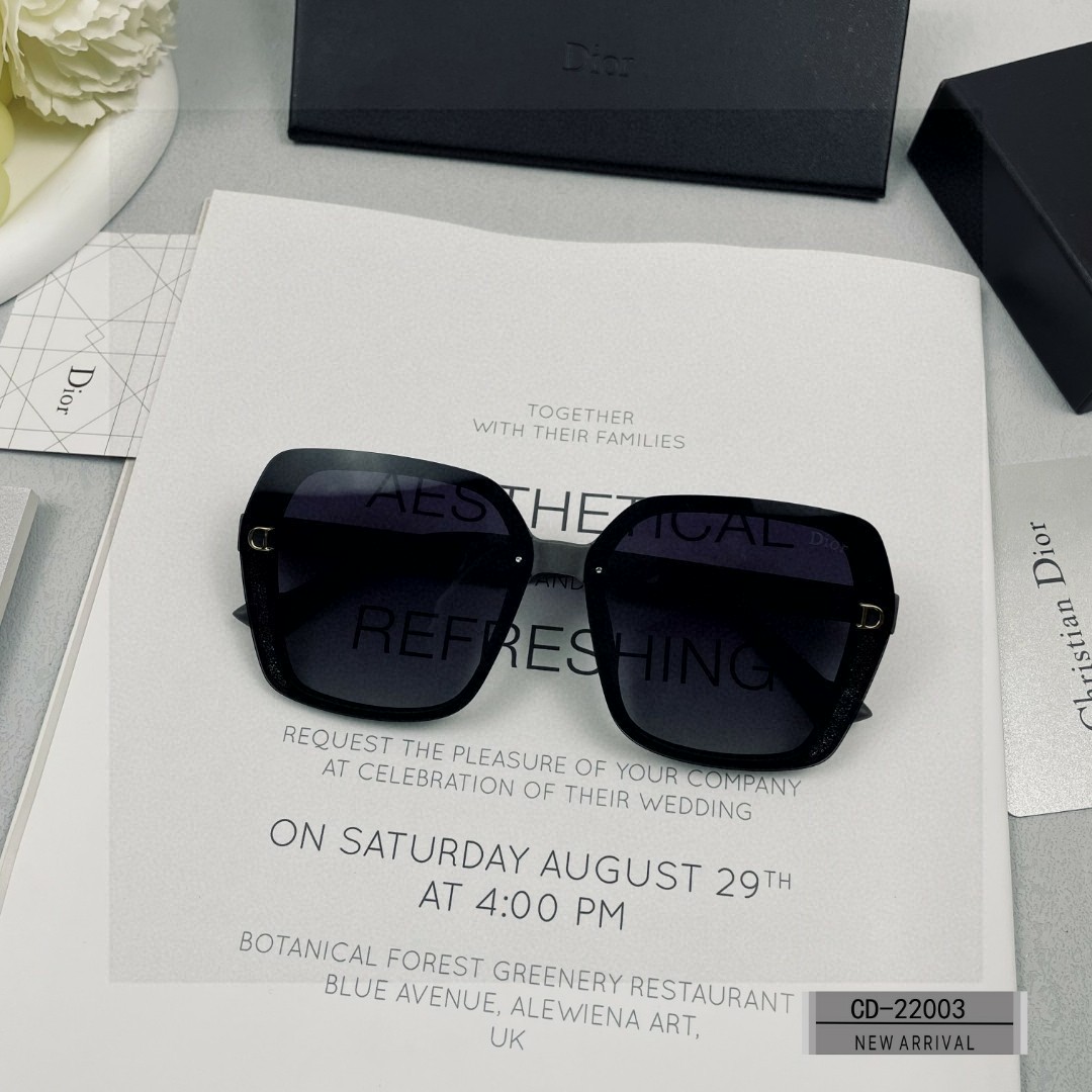    👓.【法国迪奥-DIOR】
         🕶️.【宝丽来树脂偏光镜片】
         ⭐️