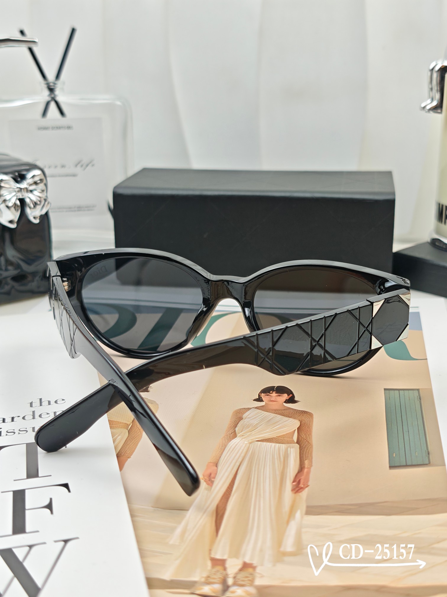    👓.【法国迪奥-DIOR】
         🕶️.【宝丽来树脂偏光镜片】
         ⭐️