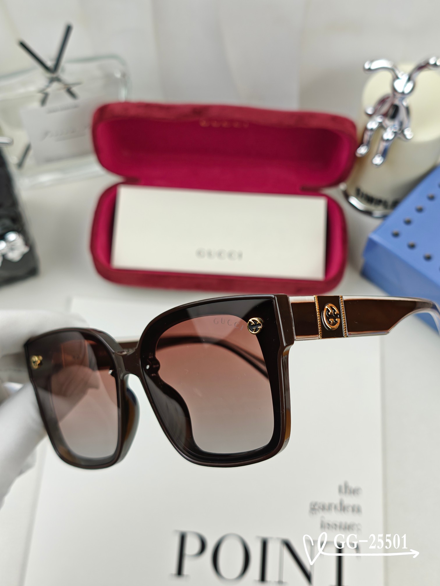   👓.【意大利古奇-GUCCI】
         🕶.【宝丽来树脂高清镜片】
         ⭐️