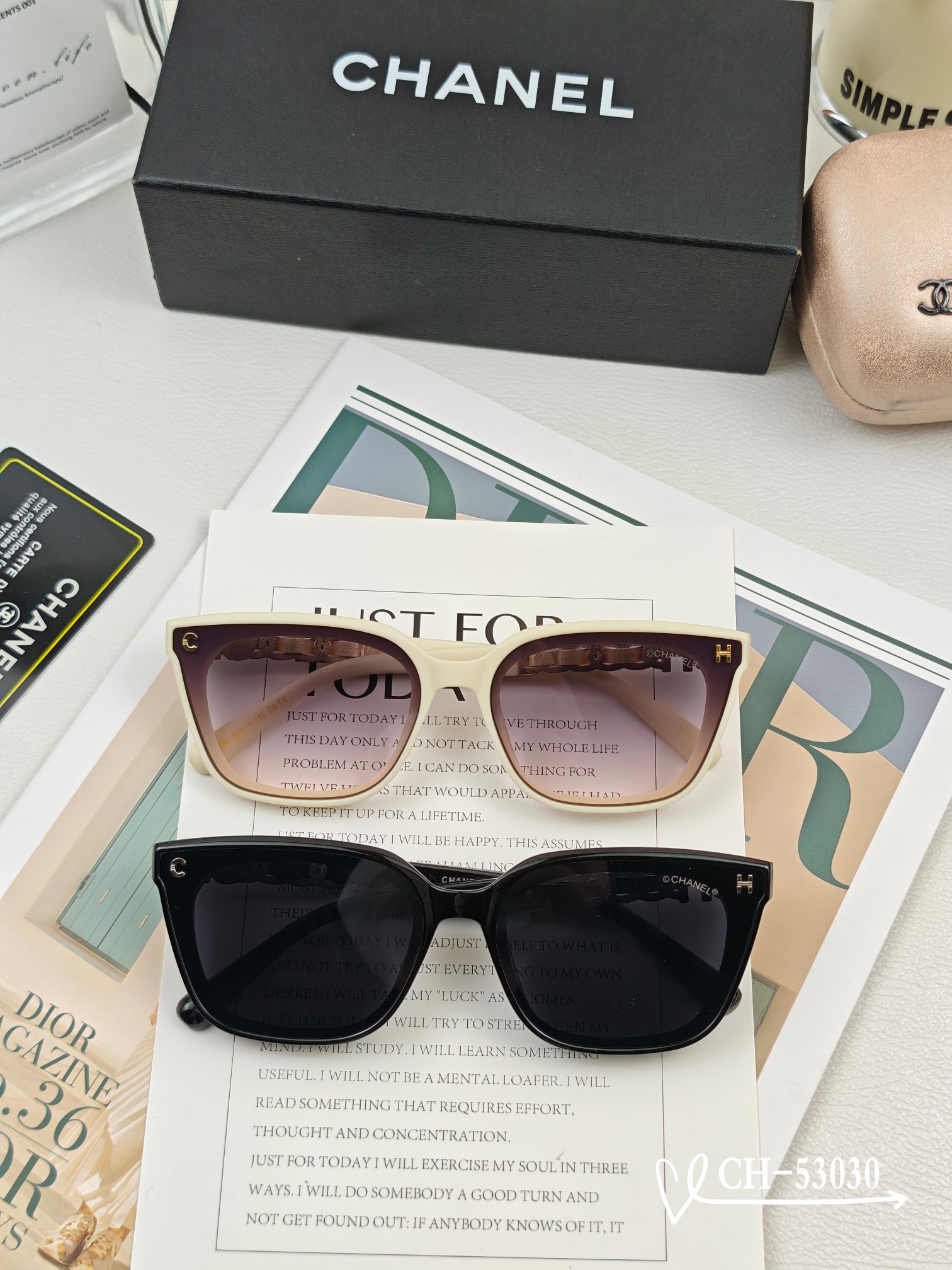   👓.【法国香奈儿-CHANEL】
         🕶.【宝丽来树脂高清镜片】
         ⭐