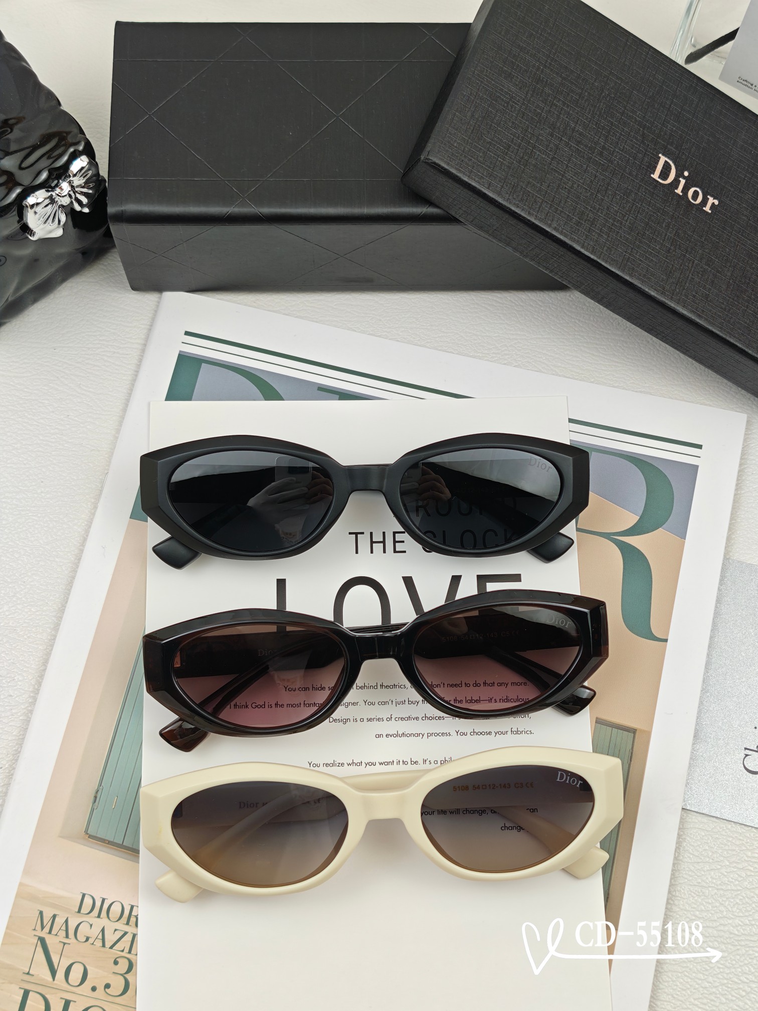    👓.【法国迪奥-DIOR】
         🕶️.【宝丽来树脂偏光镜片】
         ⭐️