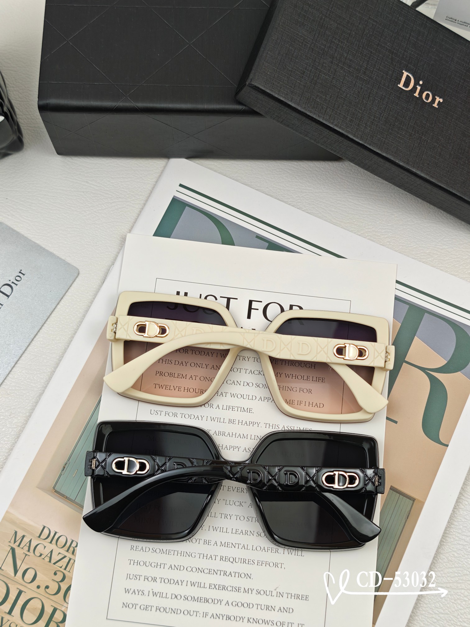    👓.【法国迪奥-DIOR】
         🕶️.【宝丽来树脂偏光镜片】
         ⭐️