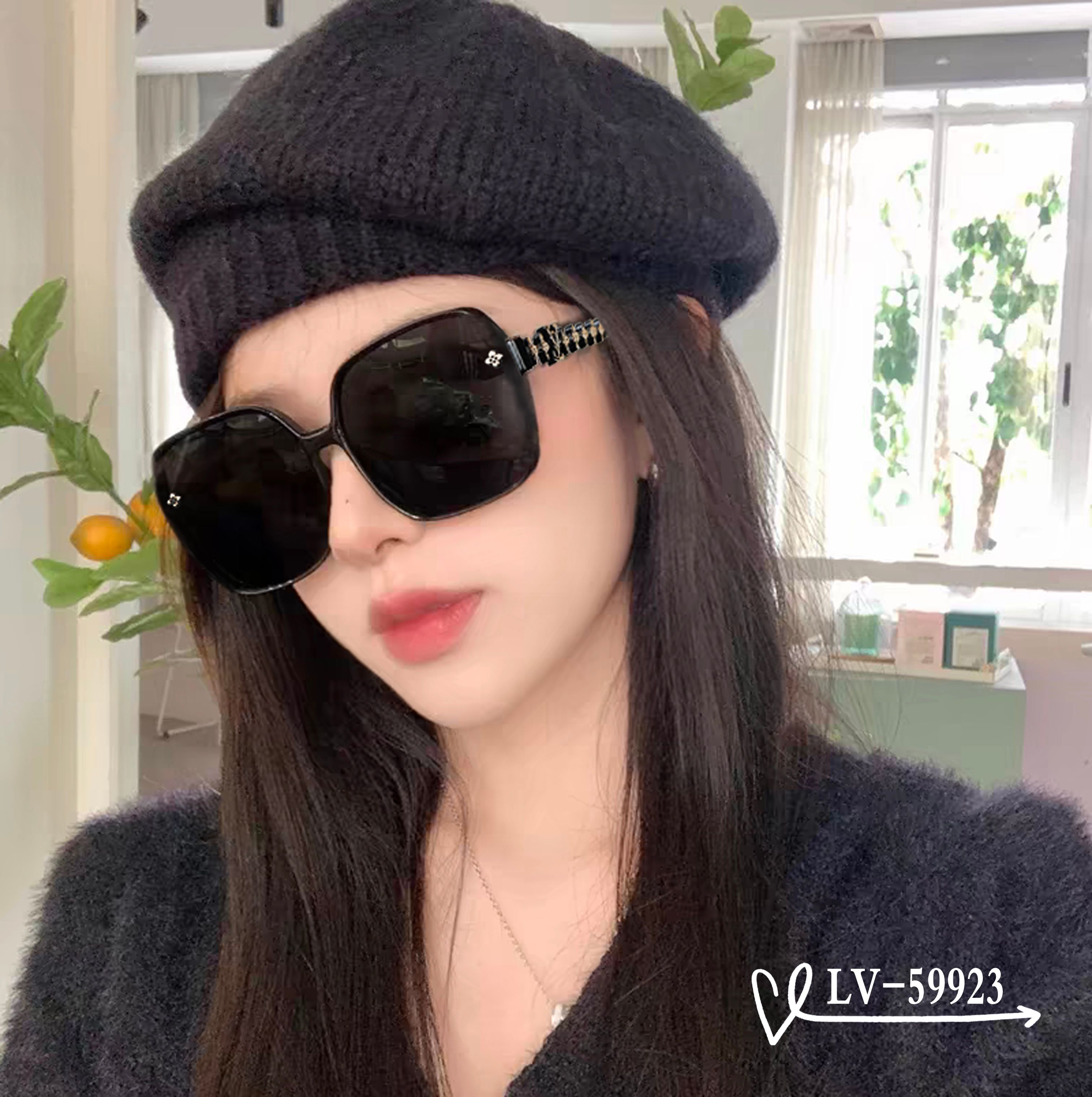   👓.【路易威登-LV】
         🕶.【宝丽来树脂镜片】
         ⭐️.【PC镜架