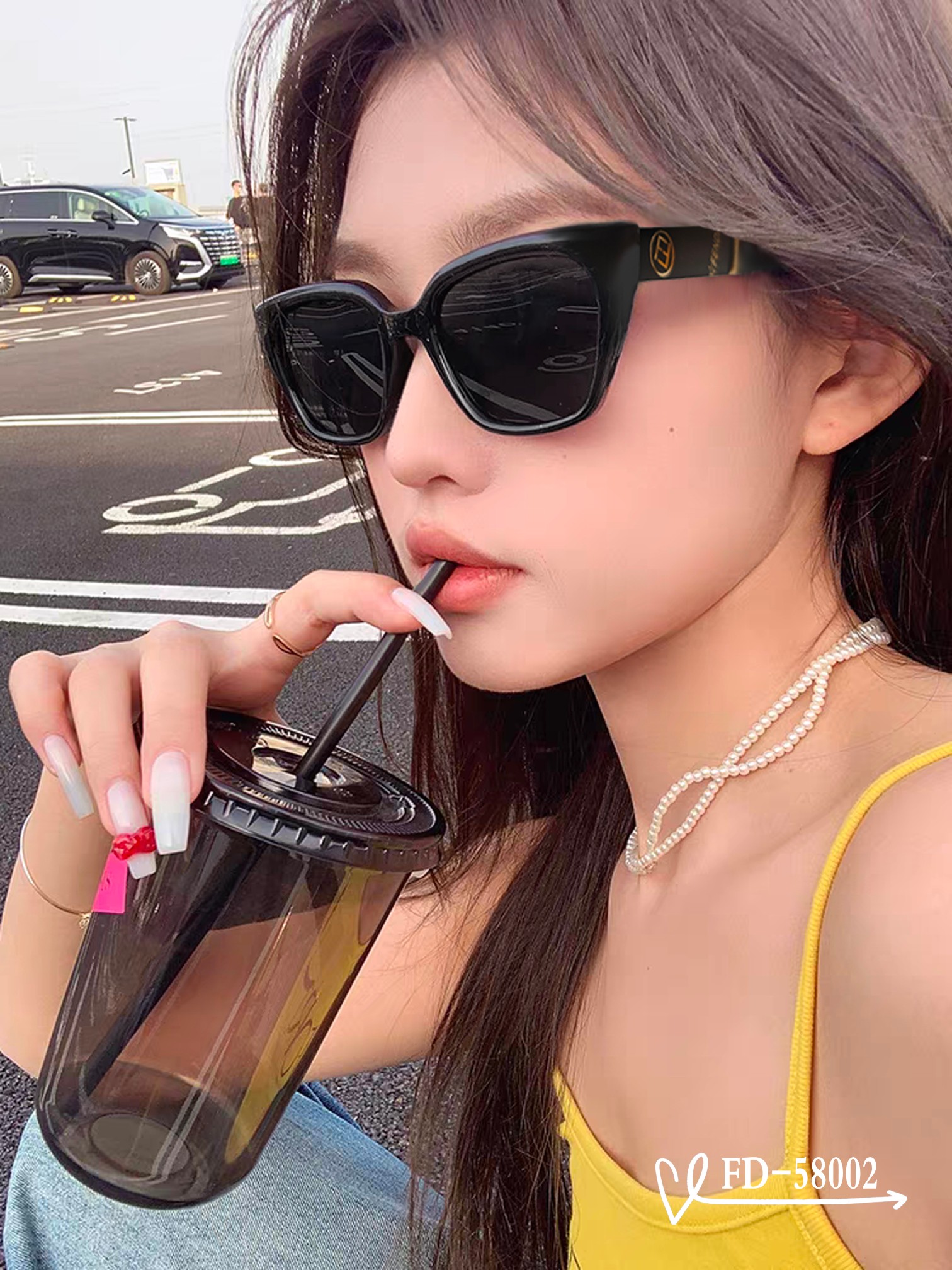   👓.【意大利芬迪-FENDI】
         🕶.【宝丽来树脂偏光镜片】
         ⭐️