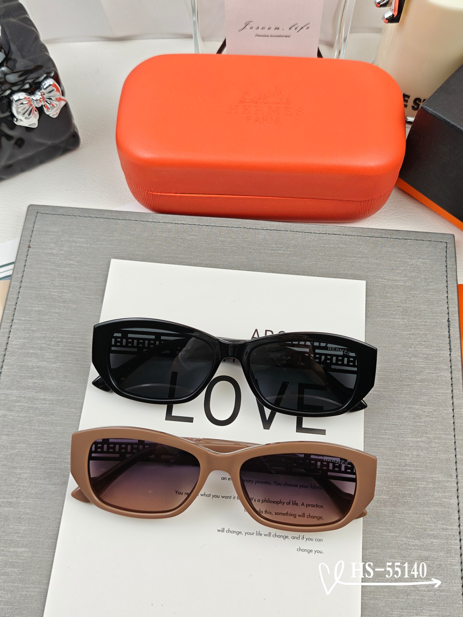   👓.【爱马仕-HERMES】
         🕶.【宝丽来树脂偏光镜片】
         ⭐️